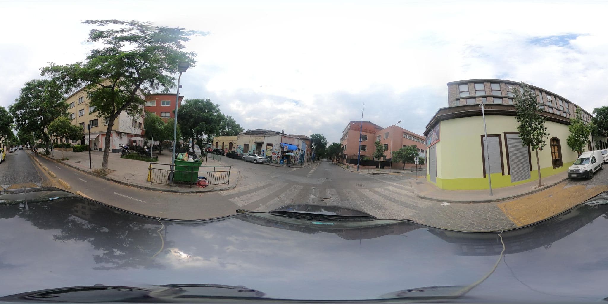 Street view near Hotel Blue, Santiago — © kaart_360 (CC BY-SA · Mapillary)