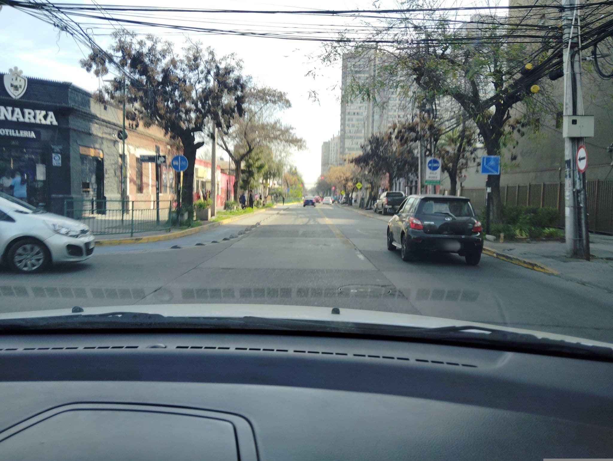 Street view near Apart Hotel Pacadi, Santiago — © ariellopez (CC BY-SA · Mapillary)