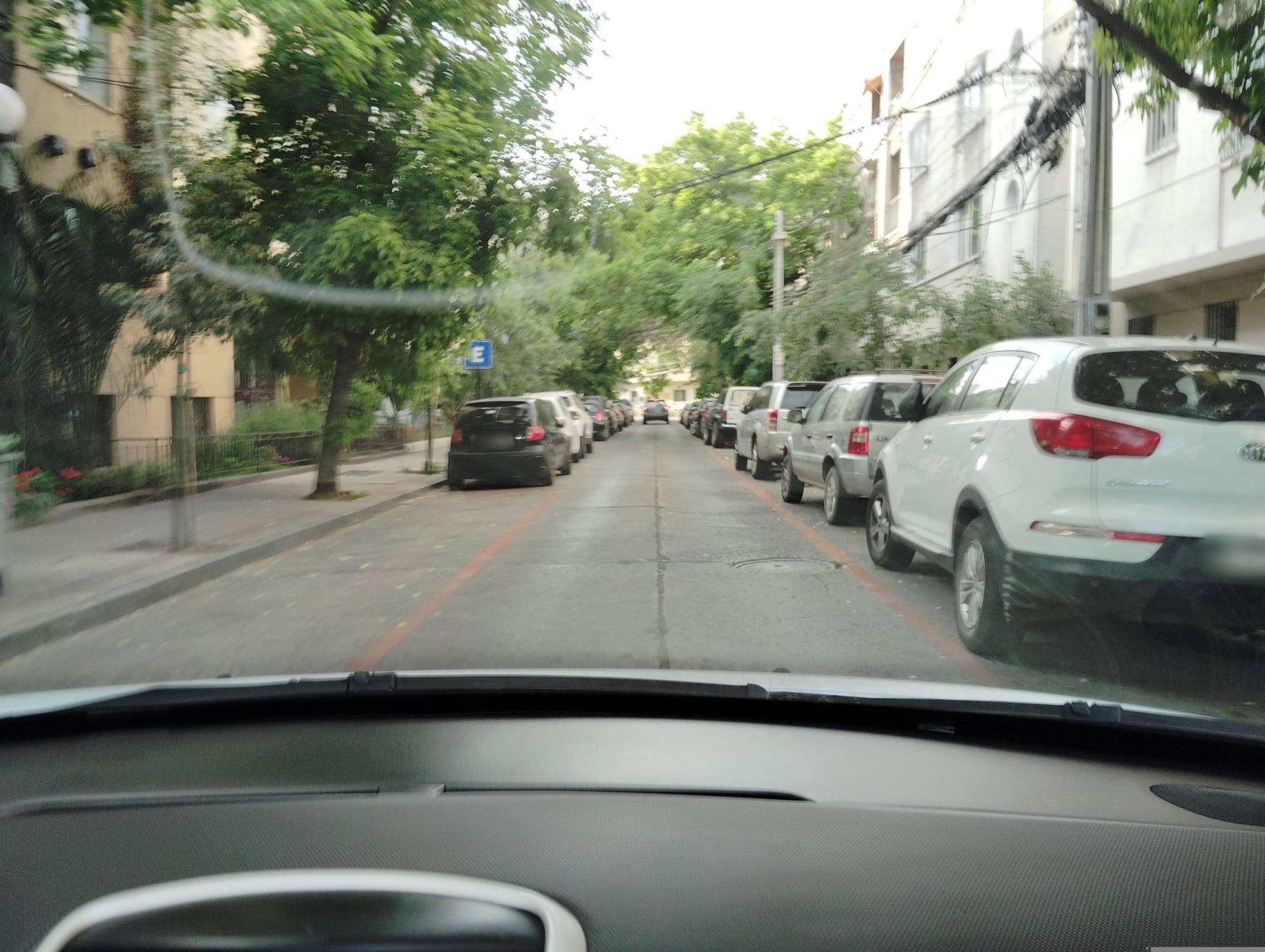 Street view near Appartamento Huelen, Santiago — © ariellopez (CC BY-SA · Mapillary)