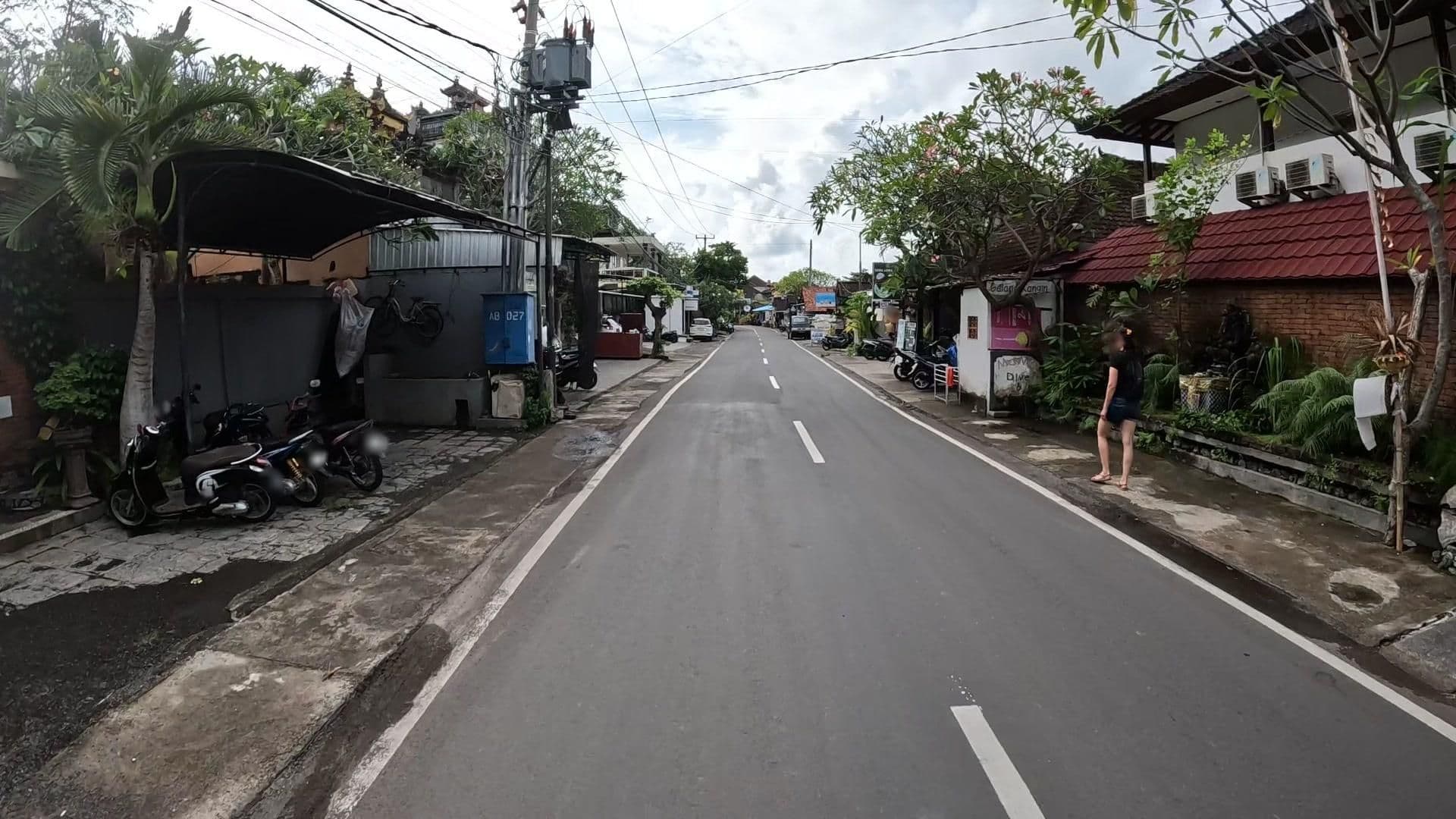 Street view near Galang Kangin Bungalows, Amlapura