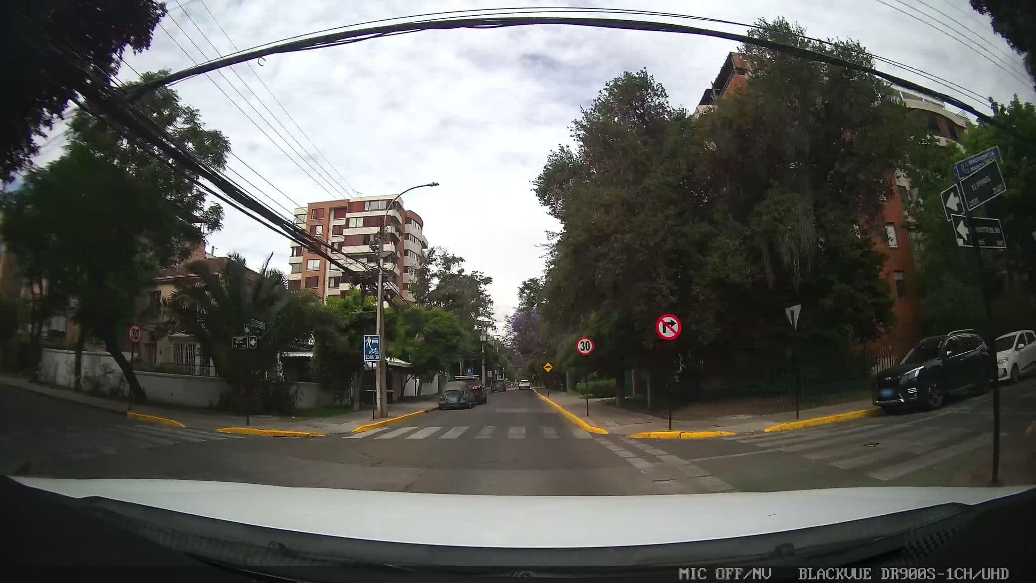 Street view near Hostal Garnier, Ñuñoa — © kaart_1 (CC BY-SA · Mapillary)