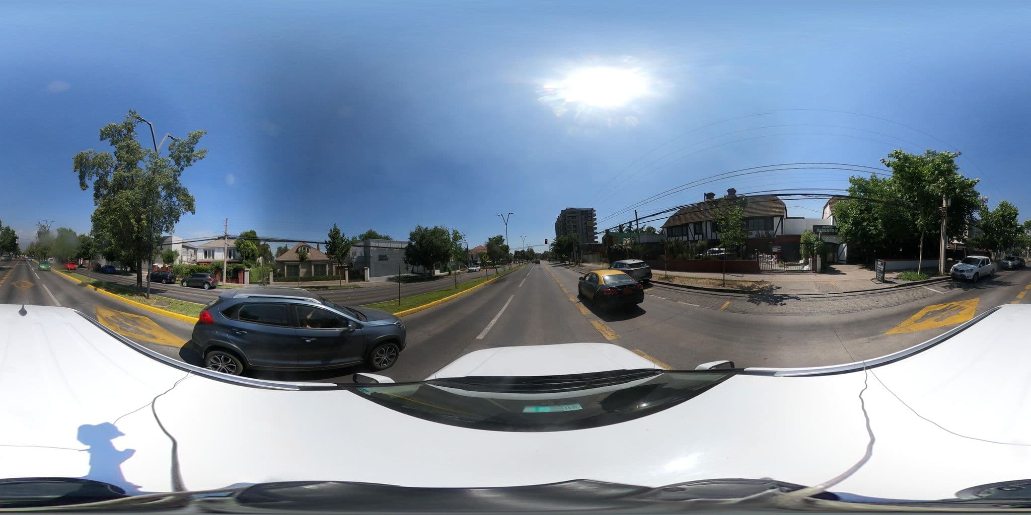 Street view near Casa del Reposo La Alcadesa, Ñuñoa — © kaart_360 (CC BY-SA · Mapillary)
