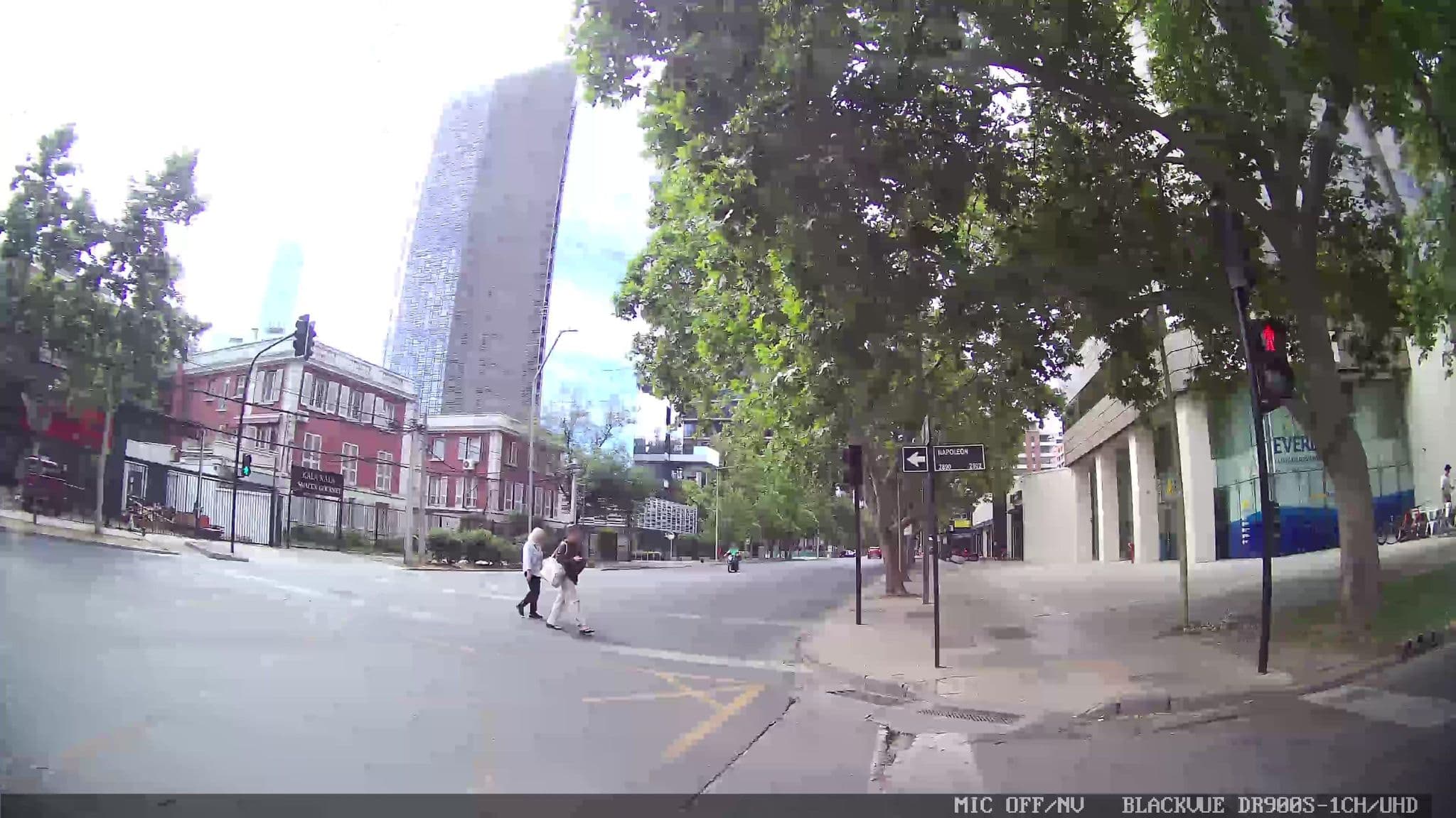 Street view near Eurotel, Ñuñoa — © kaart_3 (CC BY-SA · Mapillary)