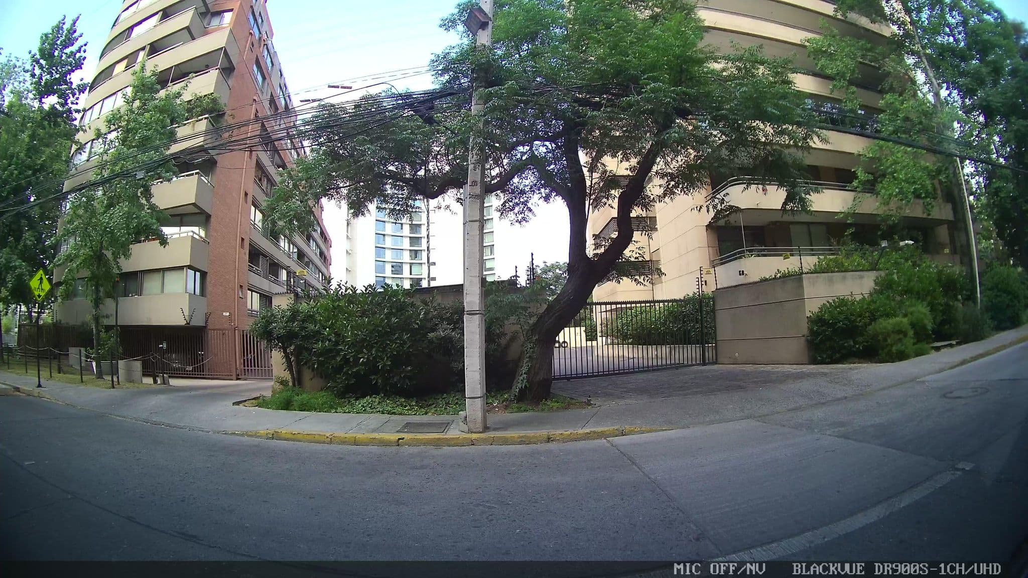 Street view near Arauco Apart Hotel EIRL, Ñuñoa — © kaart_1 (CC BY-SA · Mapillary)