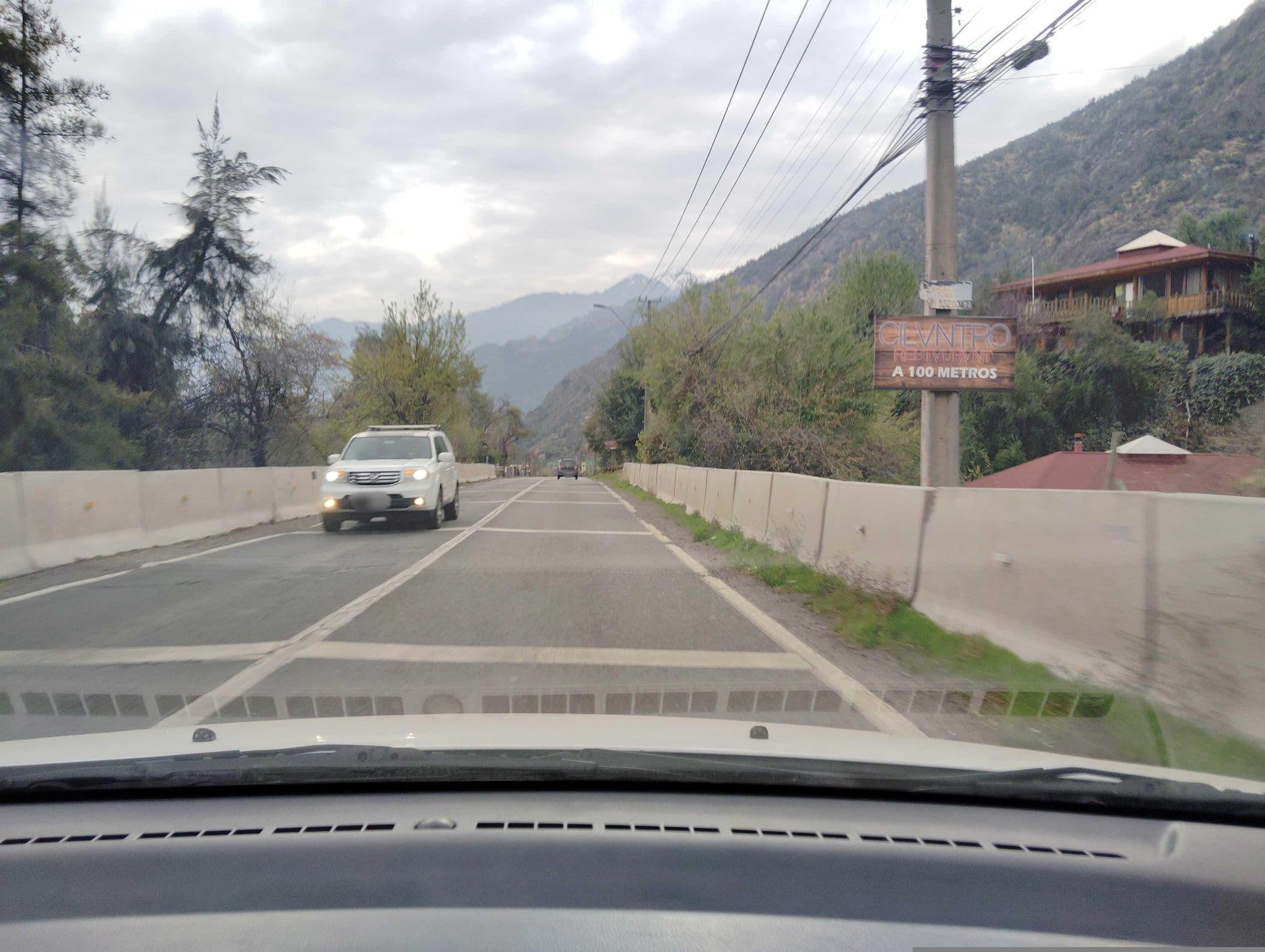Street view near Hotel Guayacán, San José de Maipo — © ariellopez (CC BY-SA · Mapillary)