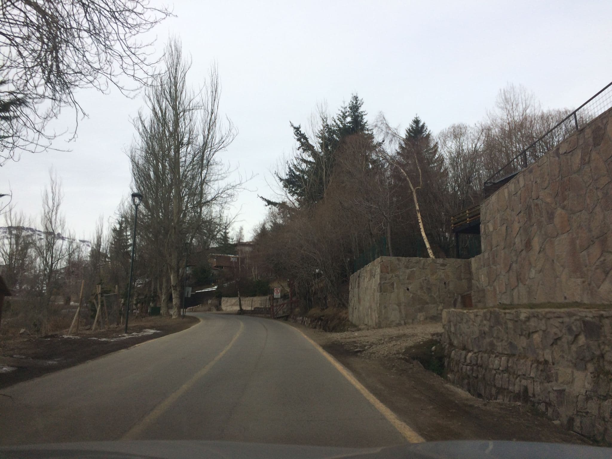 Street view near Refugio Mouton Farellones, Peñalolén — © frizatch (CC BY-SA · Mapillary)