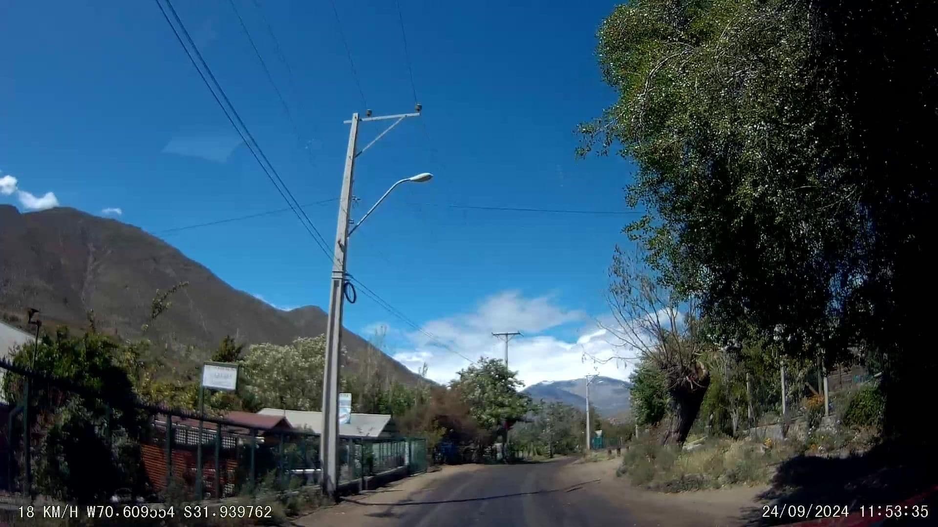 Street view near Los patitos, Salamanca — © AMYT (CC BY-SA · Mapillary)
