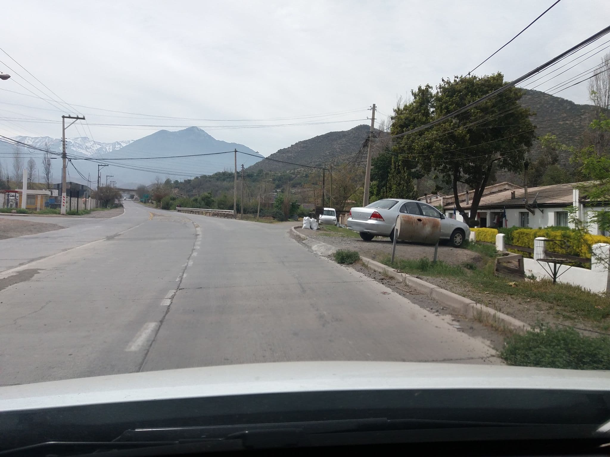 Street view near Hostería Y Restaurant Los Ventisqueros De Guardia Vieja, Los Andes — © hugo_sandoval (CC BY-SA · Mapillary)