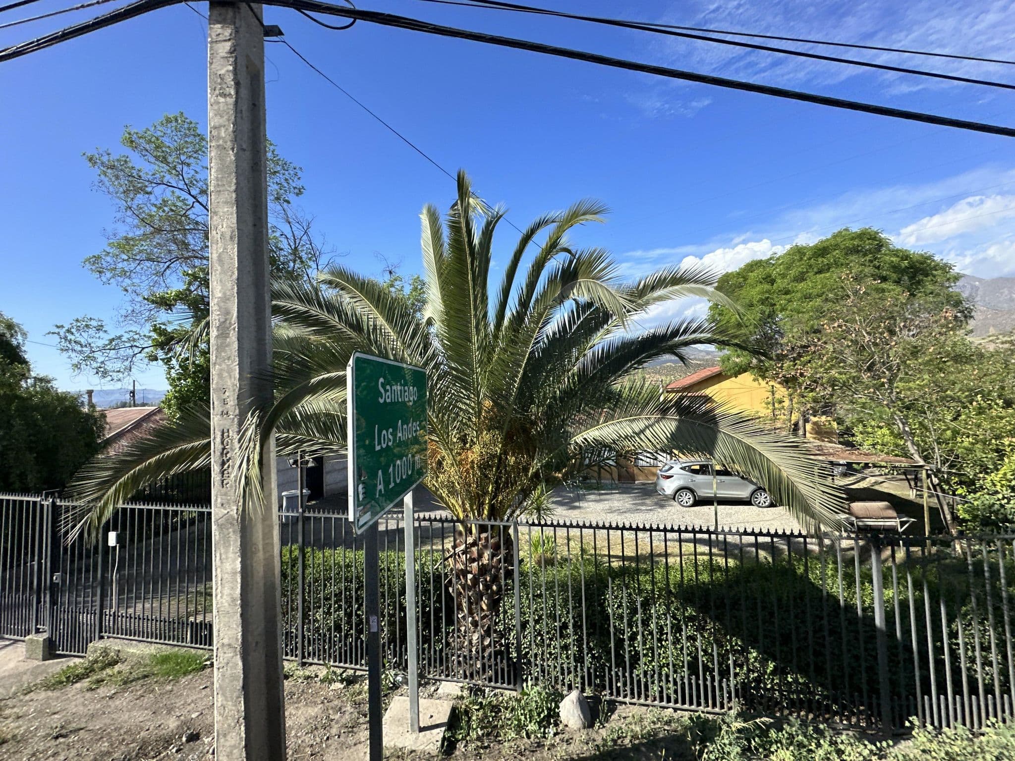 Street view near motel voce y eu, Los Andes — © quickness805 (CC BY-SA · Mapillary)