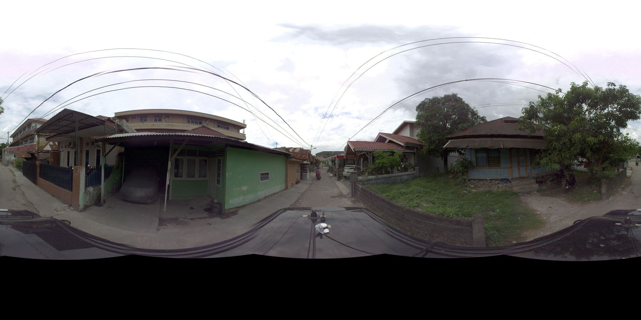 Street view near Hotel Sawahan, Padang — © sarahantos (CC BY-SA · Mapillary)