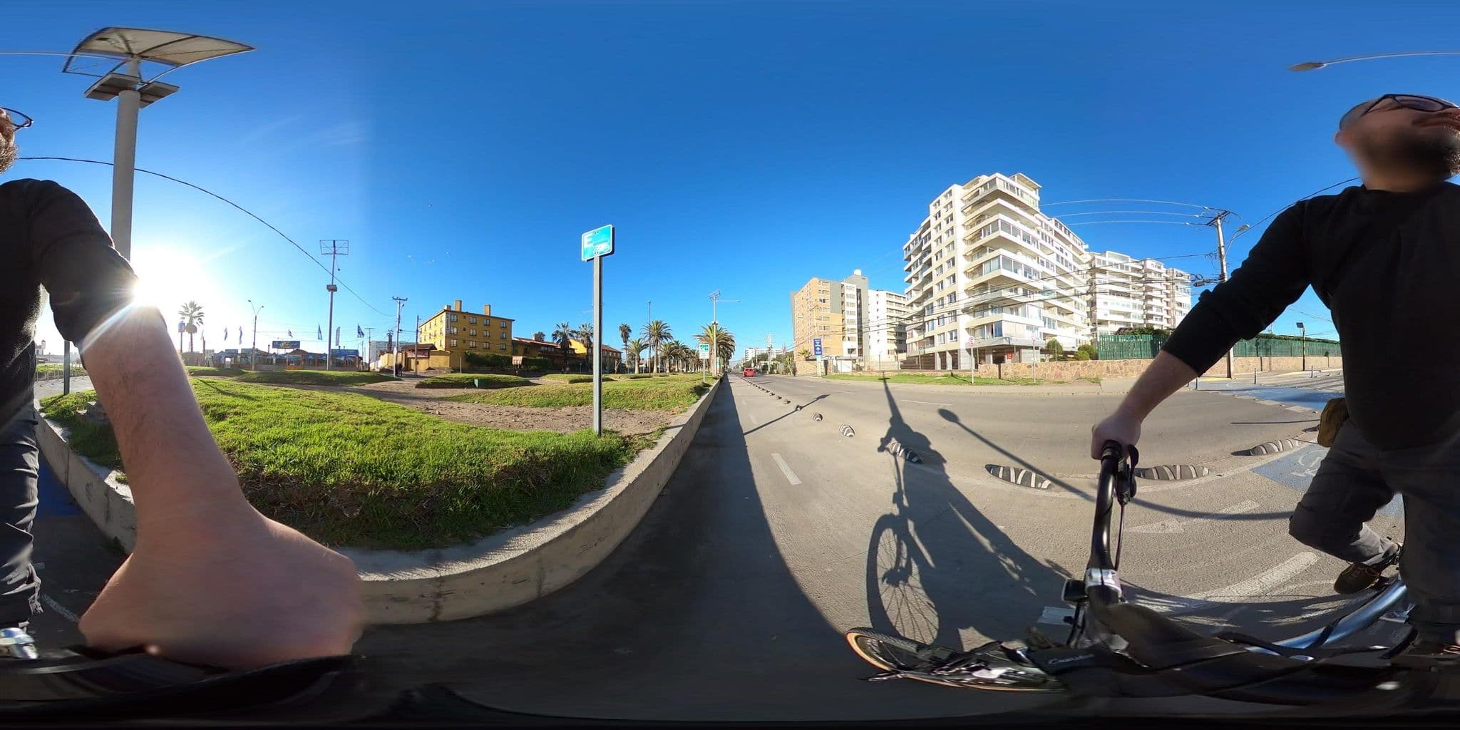 Street view near Espacio Sereno Suites El Faro 2, La Serena — © ariellopez (CC BY-SA · Mapillary)
