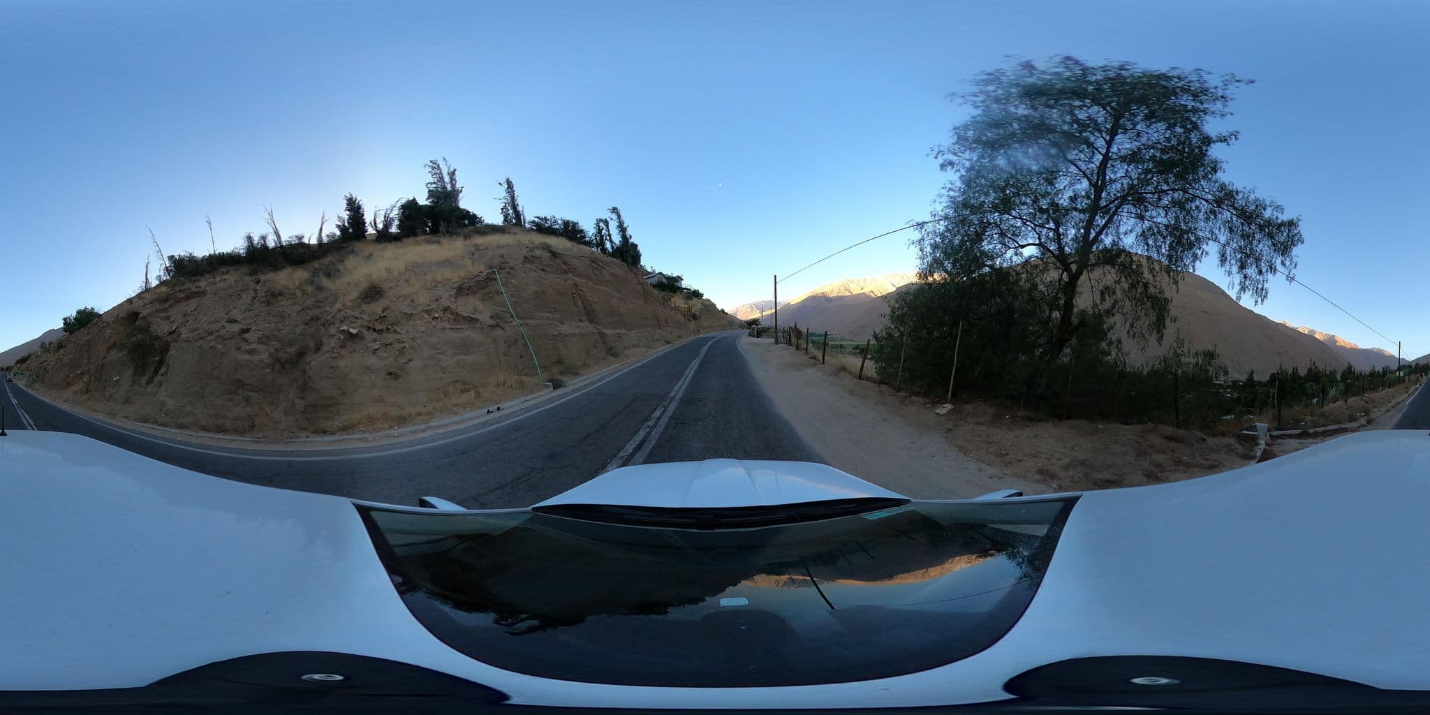 Street view near Eco Lodge Casona Distante, Paiguano — © Kaart_Local (CC BY-SA · Mapillary)