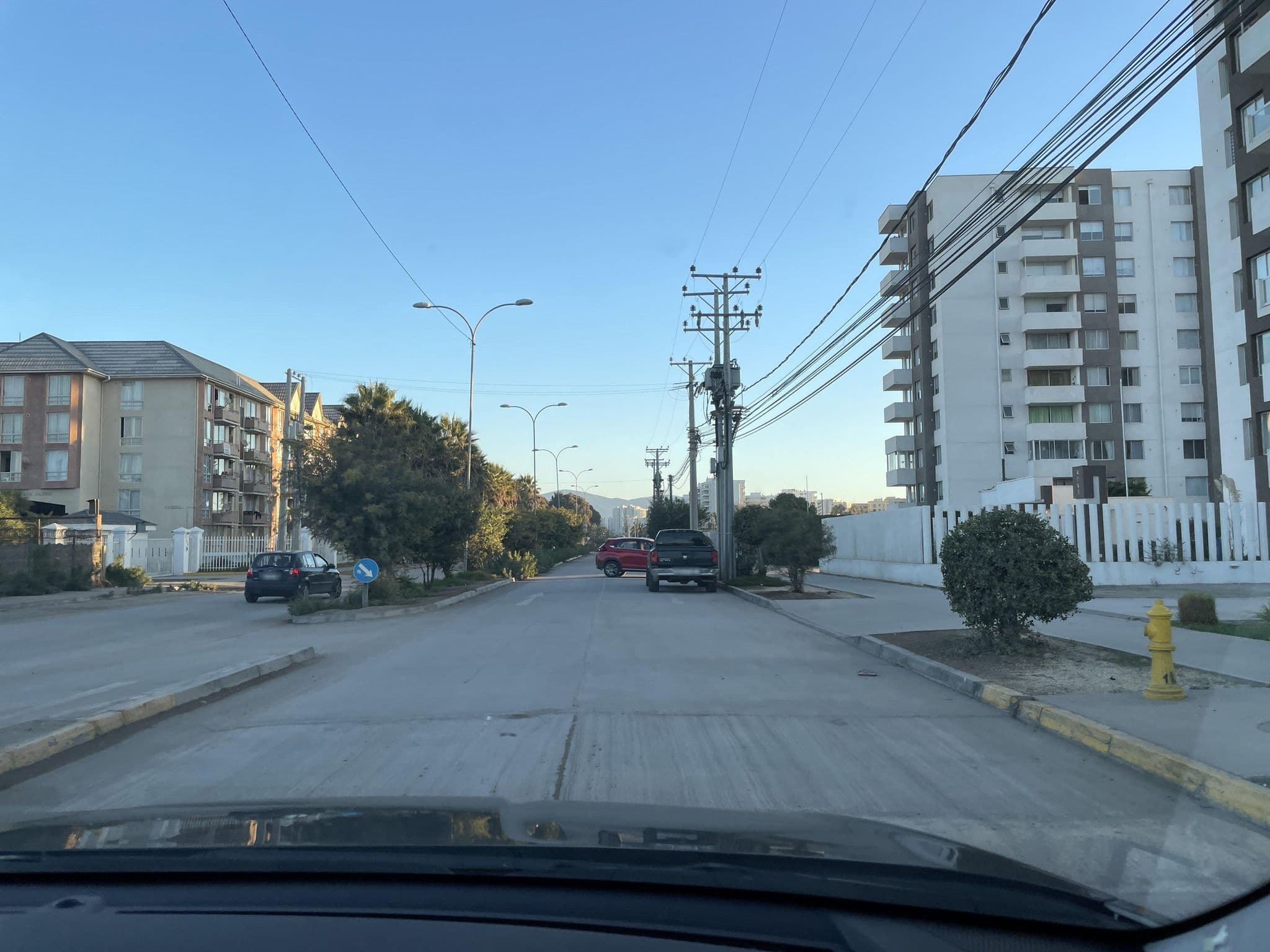 Street view near Marina Serena Apart Hotel, La Serena — © ariellopez (CC BY-SA · Mapillary)