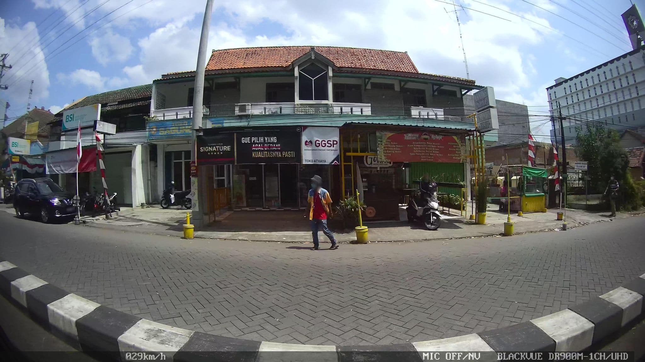 Street view near Talenta 3 Motel, Yogyakarta