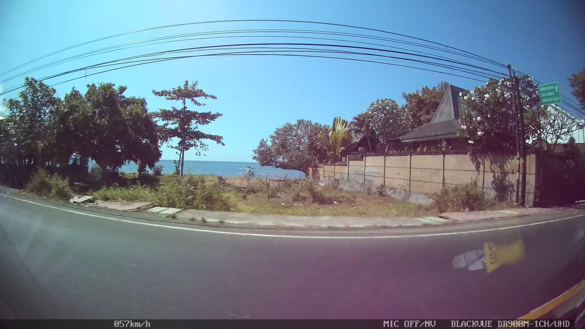 Street view near Dolphin Beach Bali, Lovina — © kaart_2 (CC BY-SA · Mapillary)