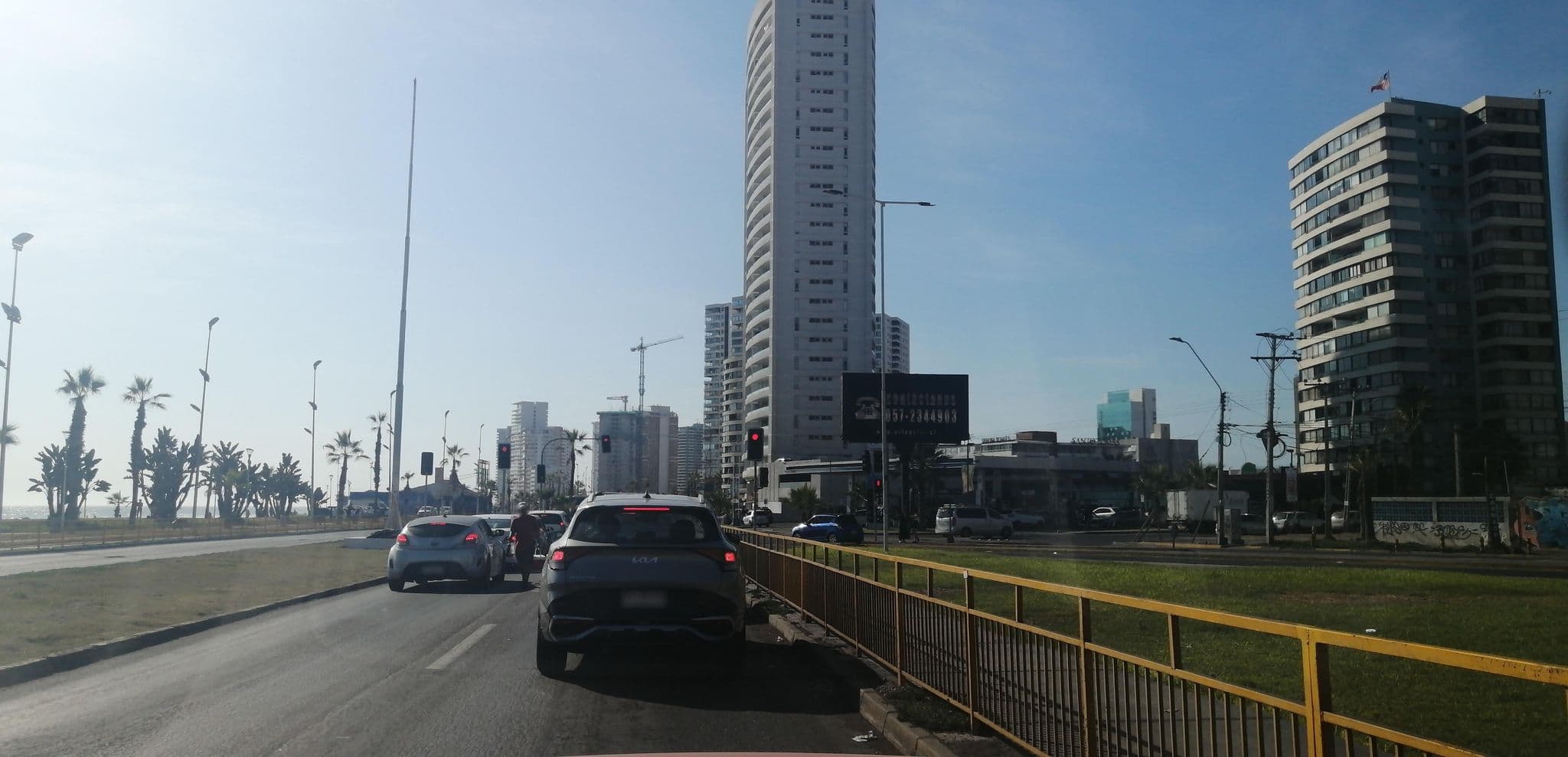 Street view near Condominio Mar Egeo, Iquique — © mcondori (CC BY-SA · Mapillary)