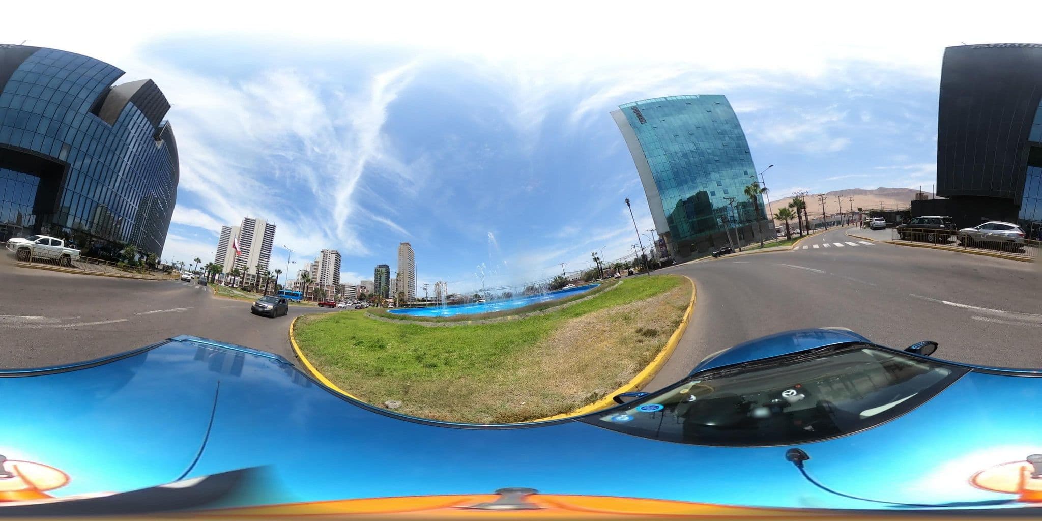 Street view near Hilton Garden Inn Iquique, Chile, Iquique — © SolutivaSistemas (CC BY-SA · Mapillary)