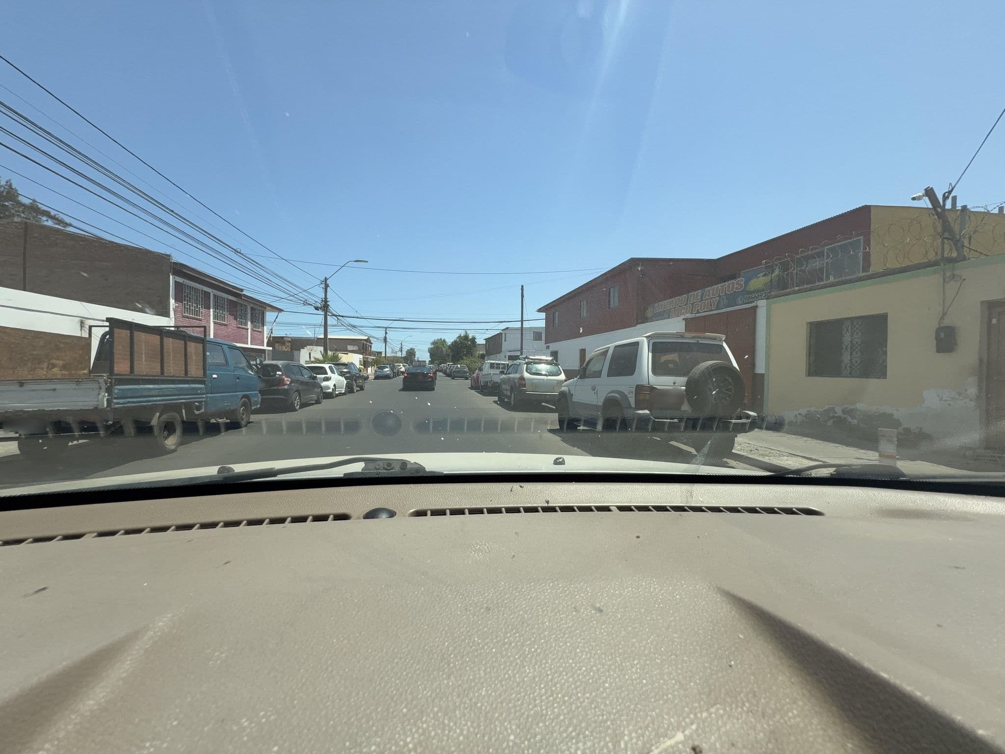 Street view near Hostal Ariacca, Arica — © contrerasalcalde (CC BY-SA · Mapillary)