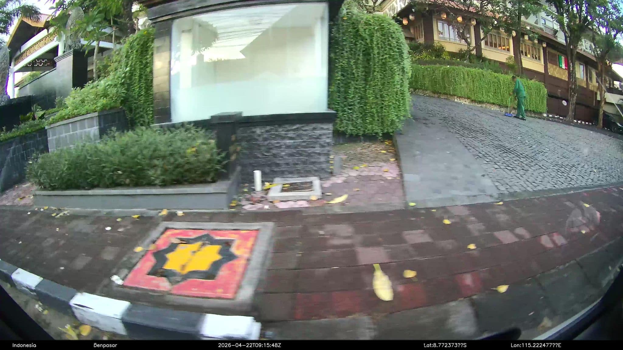 Street view near Hotel Nikko Bali Benoa Beach, Benoa — © Kaart---360 (CC BY-SA · Mapillary)