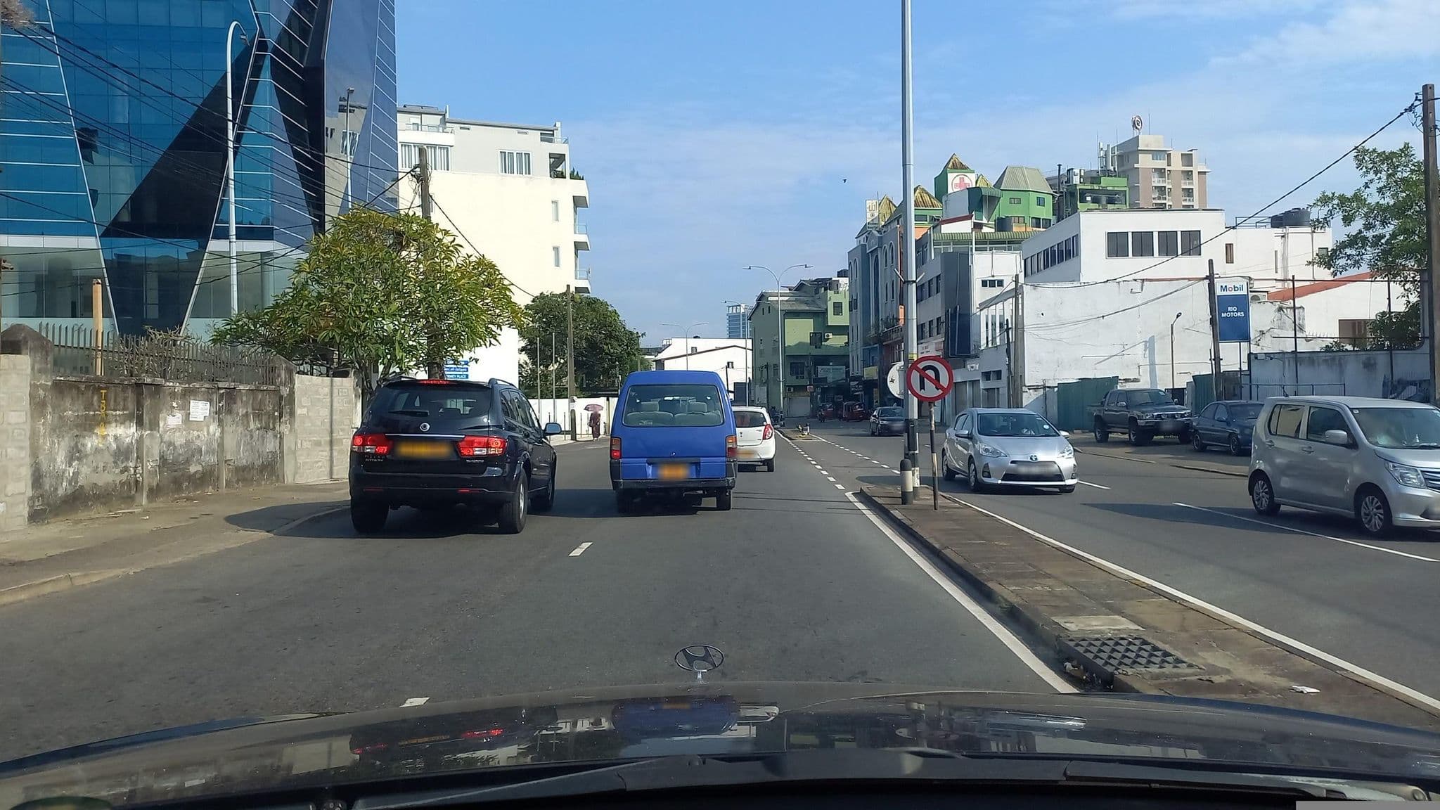Street view near Five @ Rodney Place, Kolonnawa — © anuradhabr (CC BY-SA · Mapillary)