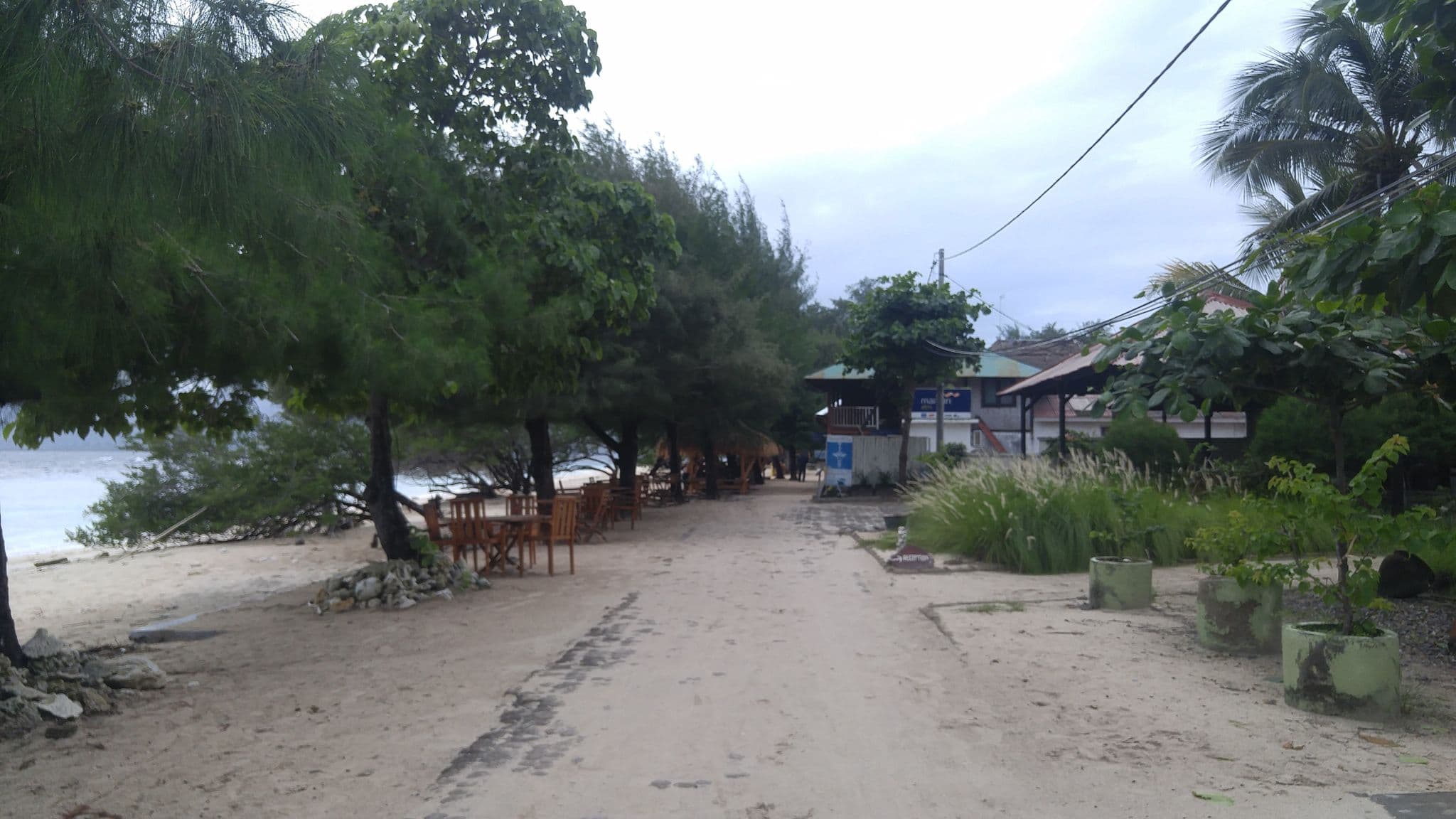 Street view near Villa Nautilus, Gili Air