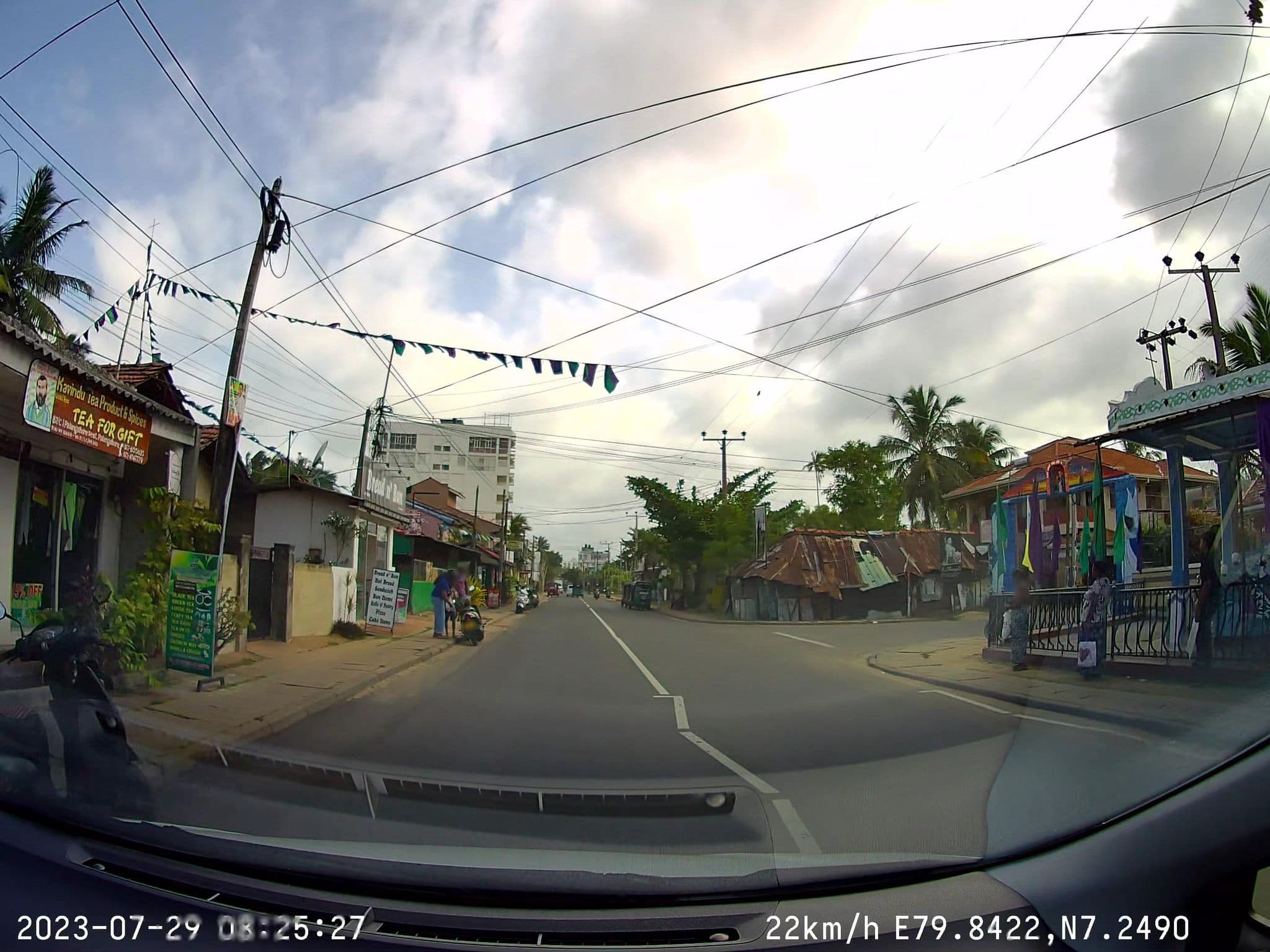Street view near Ravisha Beach Hotel, Negombo — © sahanbsb (CC BY-SA · Mapillary)