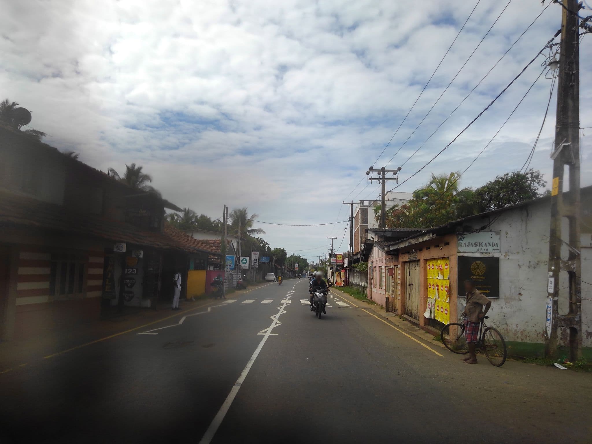 Street view near Freeze on Beach, Galle — © mapconcierge (CC BY-SA · Mapillary)