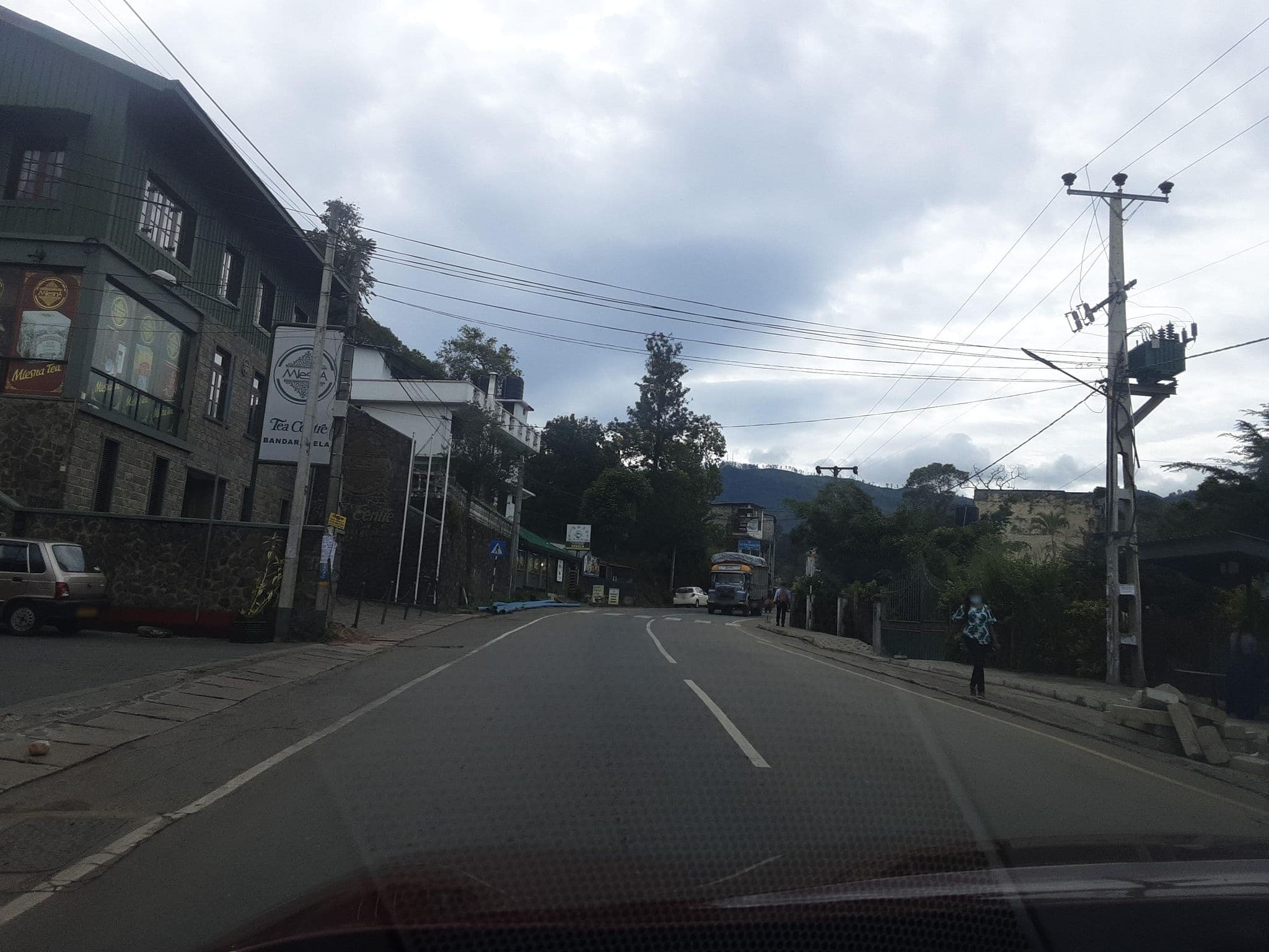 Street view near Hill Side Holiday Inn, Ella Town — © ZihanZarouk (CC BY-SA · Mapillary)