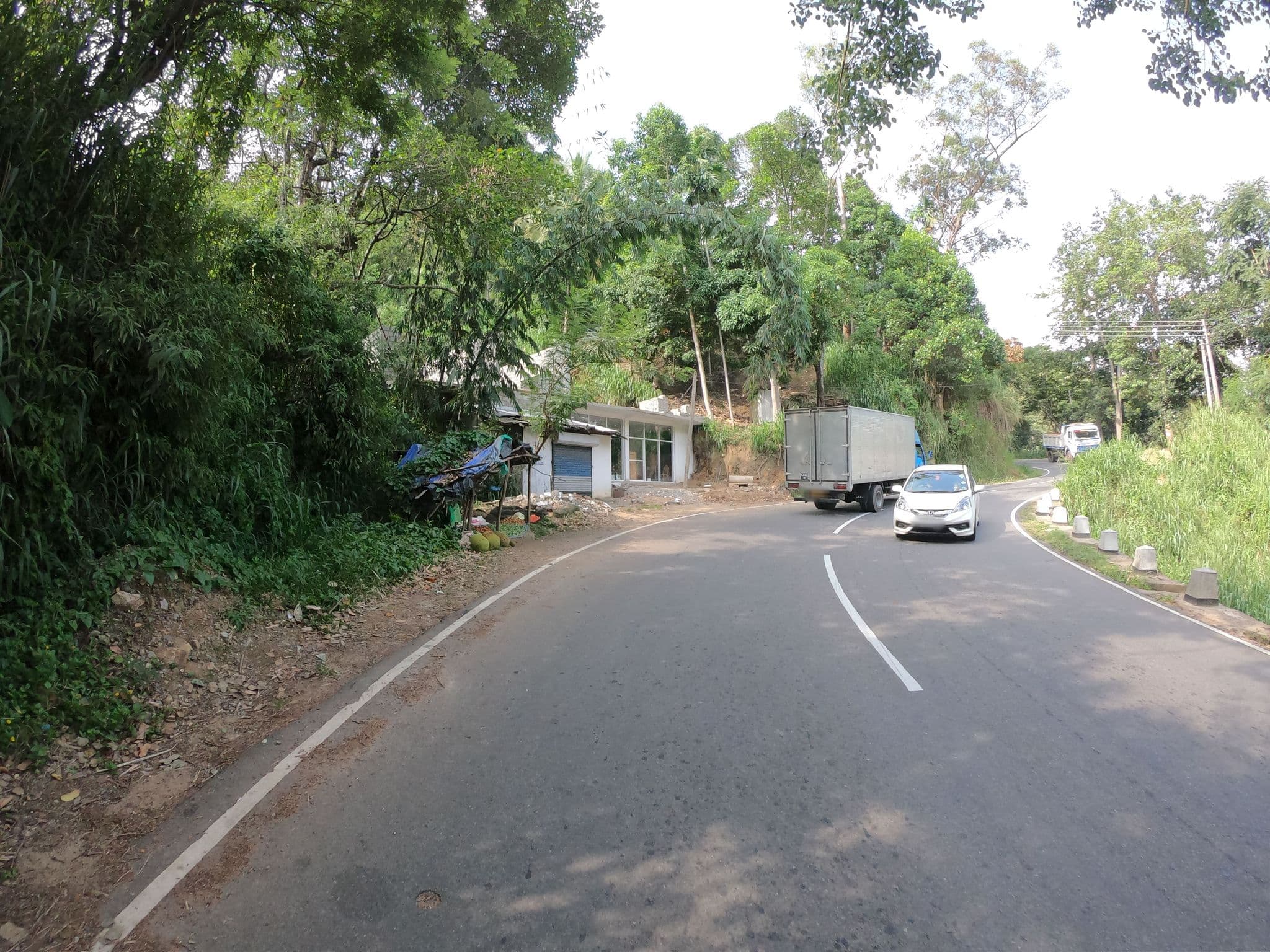 Street view near Mountain Shadows, Ella Town — © paulinus (CC BY-SA · Mapillary)
