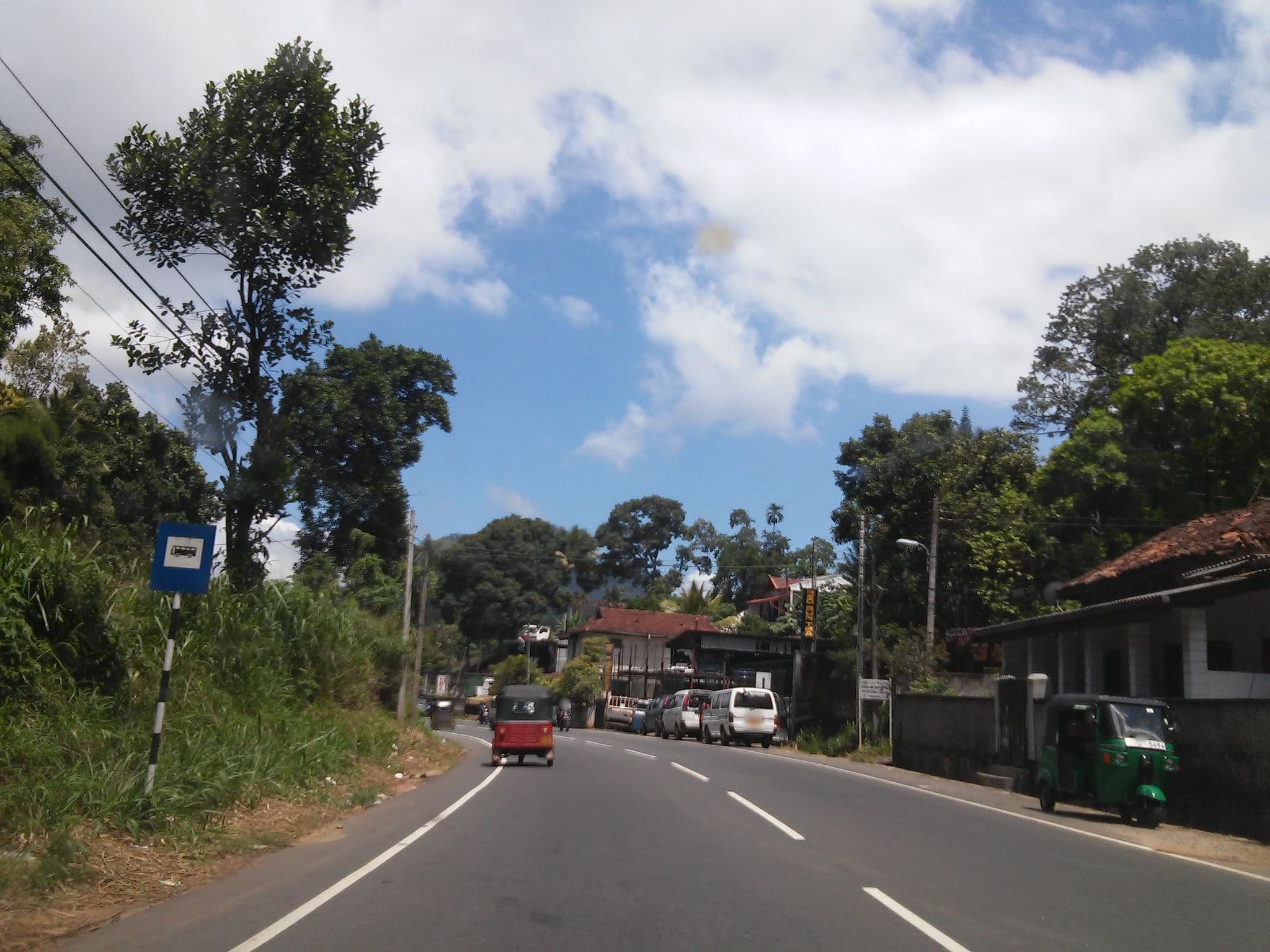 Street view near Rail Road Motel, Gampola — © shravan91 (CC BY-SA · Mapillary)