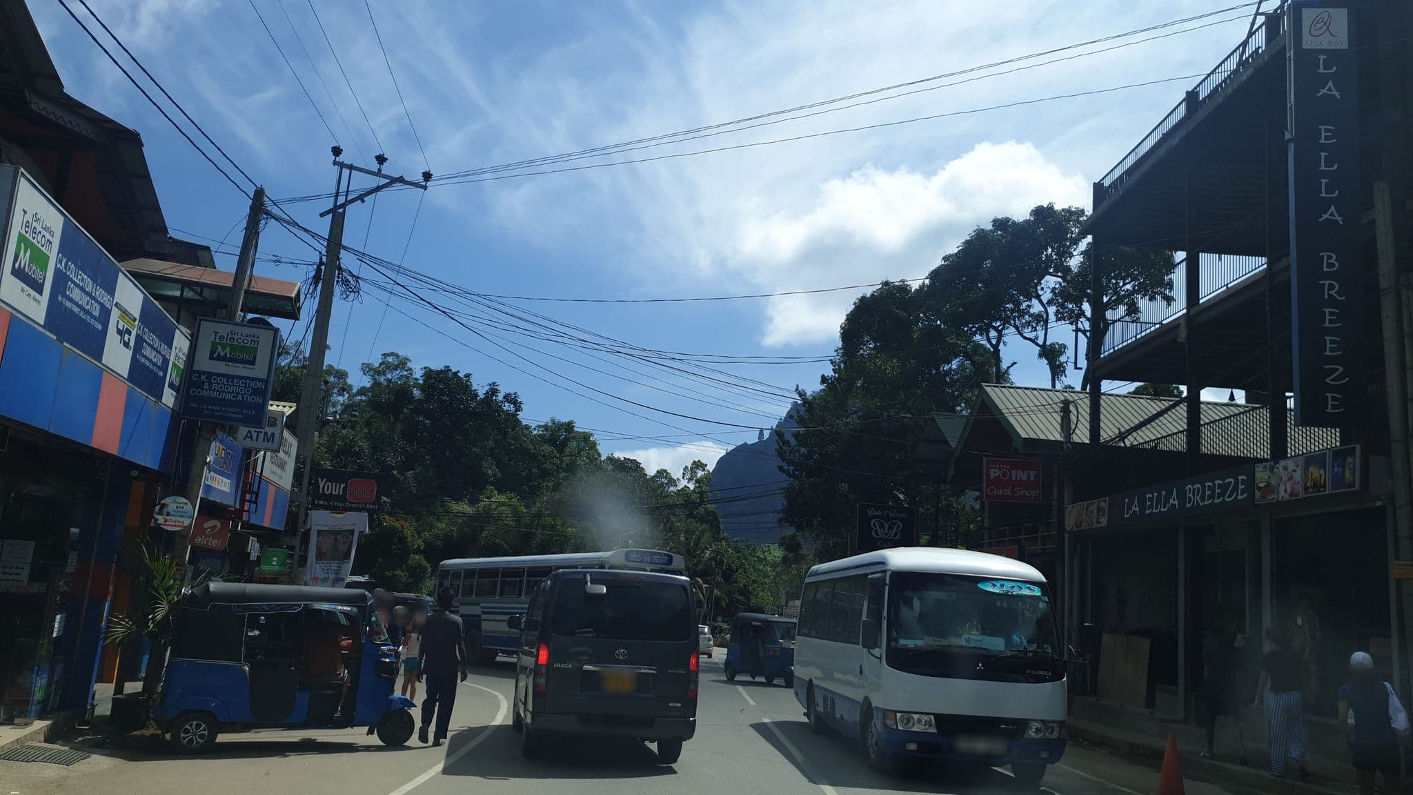 Street view near La Ella Breeze, Ella Town — © coreagc (CC BY-SA · Mapillary)