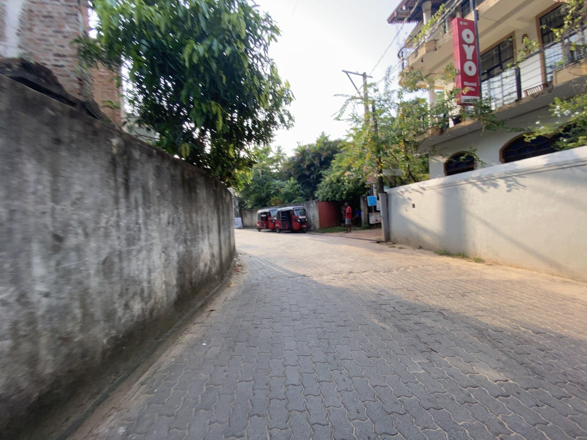 Street view near Manidi Villa, Unawatuna — © vadi (CC BY-SA · Mapillary)