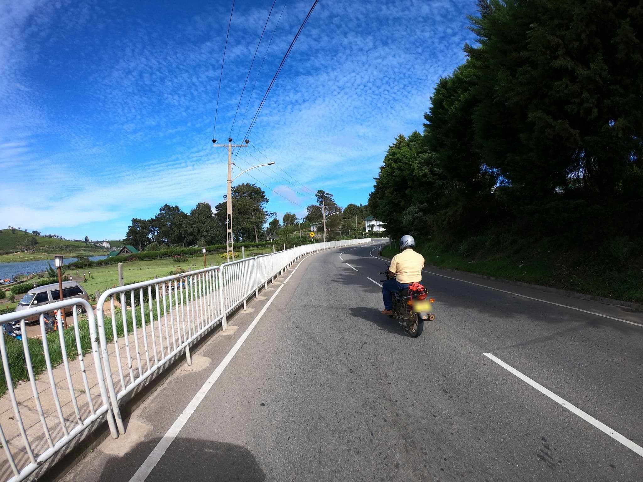 Street view near Freight Links Bungalow, Nuwara Eliya — © paulinus (CC BY-SA · Mapillary)