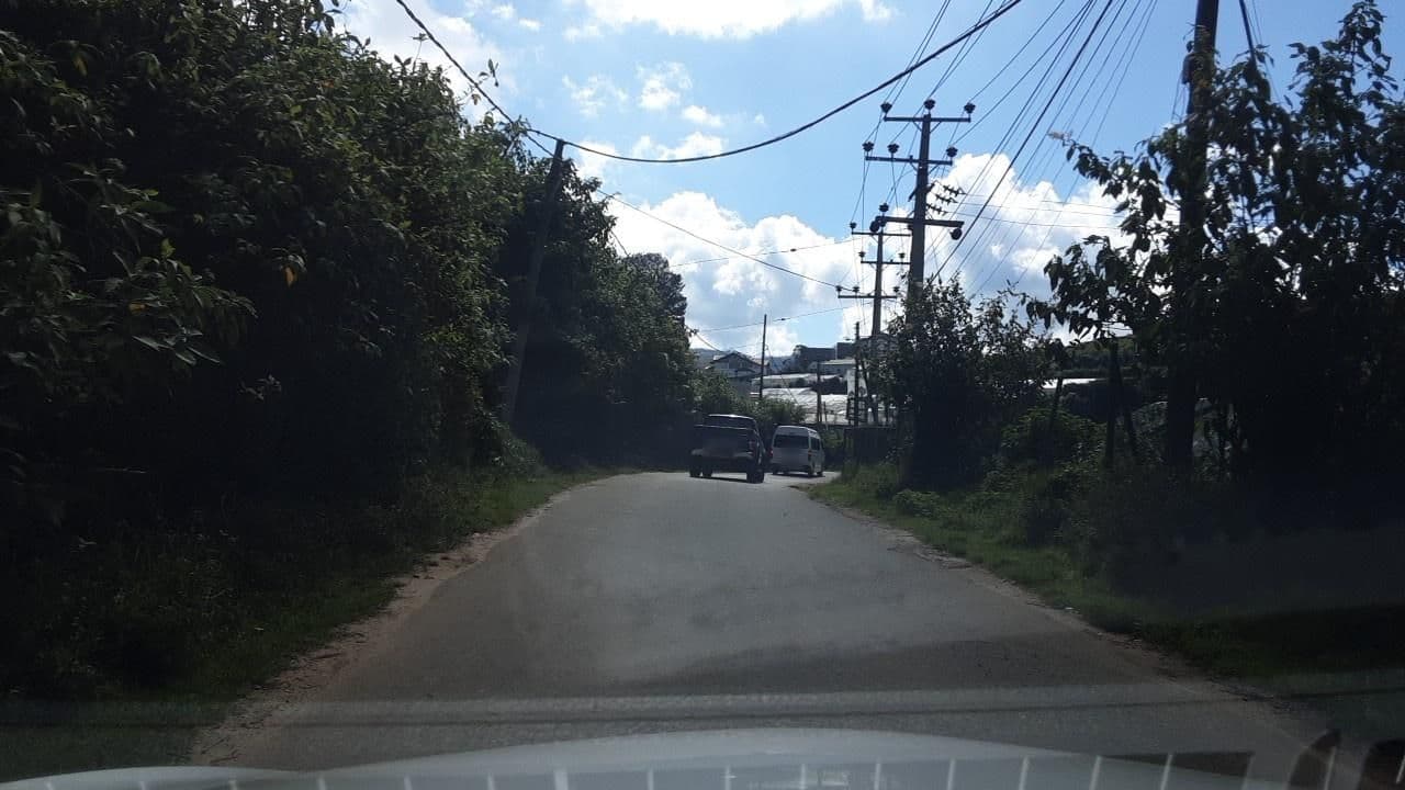 Street view near Moon Plains Luxury Apartments, Nuwara Eliya — © ZihanZarouk (CC BY-SA · Mapillary)