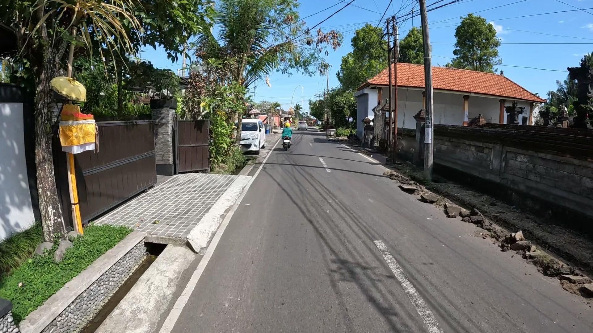 Street view near Villa Mandi, Ubud