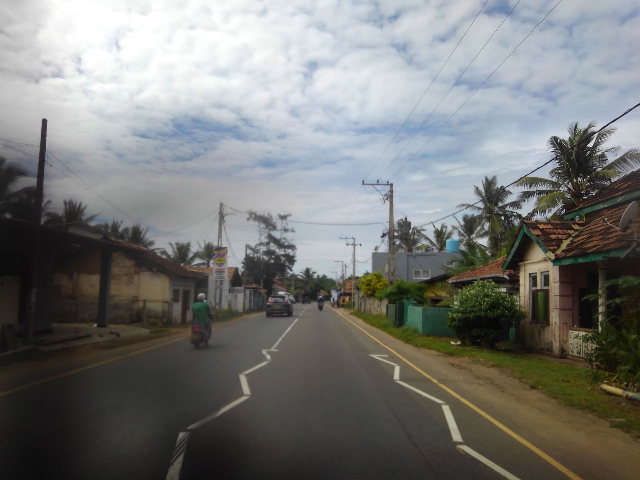 Street view near The Old Lady At The Sea (on the beach), Galle — © mapconcierge (CC BY-SA · Mapillary)