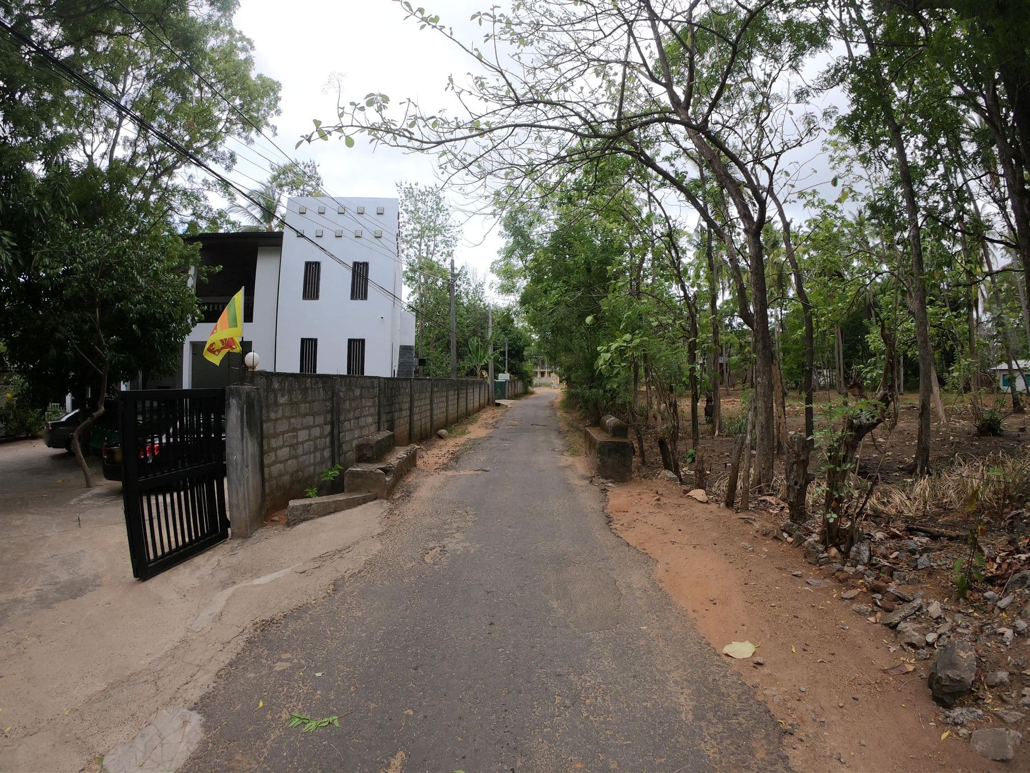 Street view near Lakmini, Sigiriya — © paulinus (CC BY-SA · Mapillary)