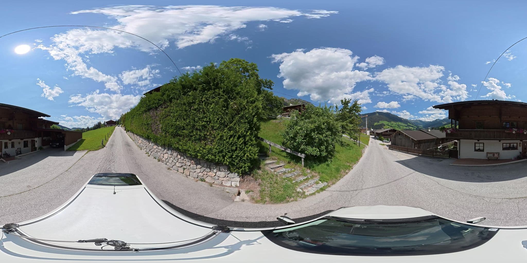 Street view near Jägerhof, Alpbach — © osmplus_org (CC BY-SA · Mapillary)