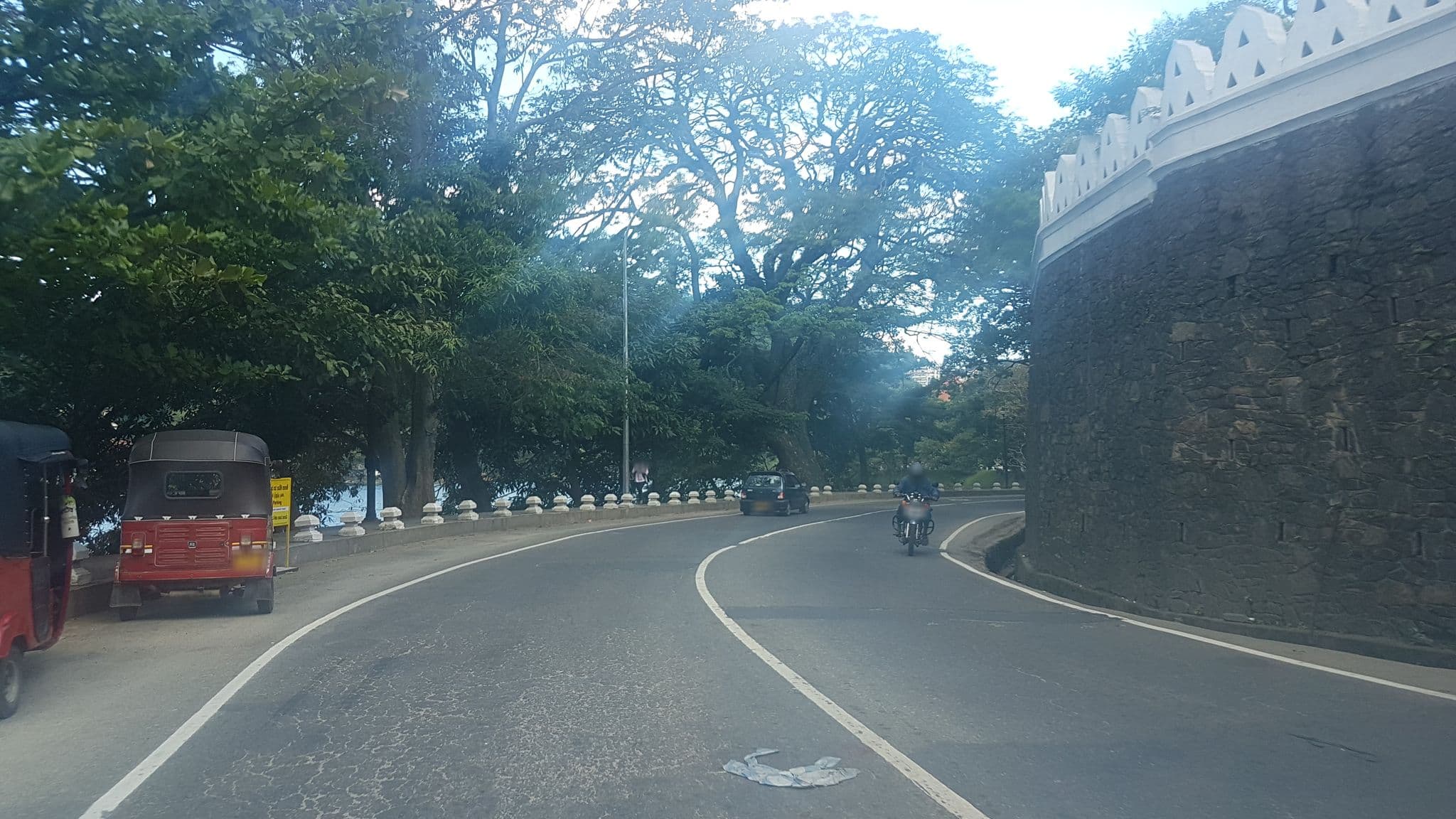 Street view near Malwatta Pilgrim Rest, Kandy — © mbethke (CC BY-SA · Mapillary)