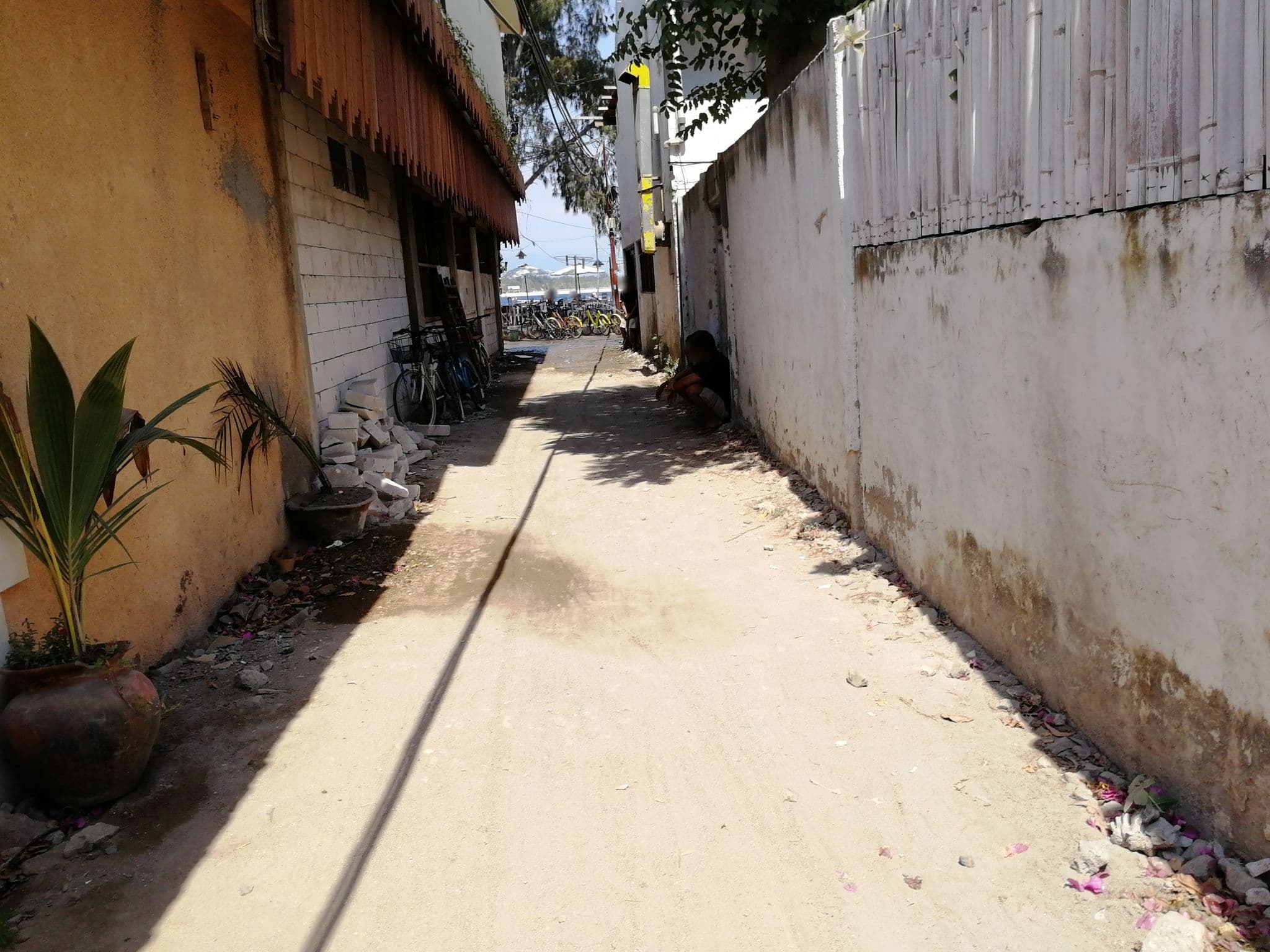 Street view near Gili Smile Bungalows, Gili Trawangan