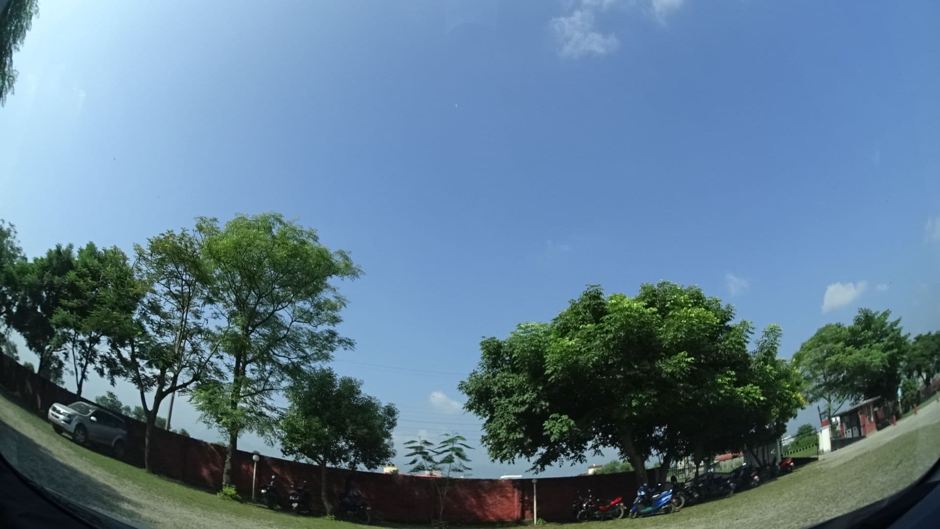 Street view near dreamland gold resort, Butwāl — © geohacker (CC BY-SA · Mapillary)
