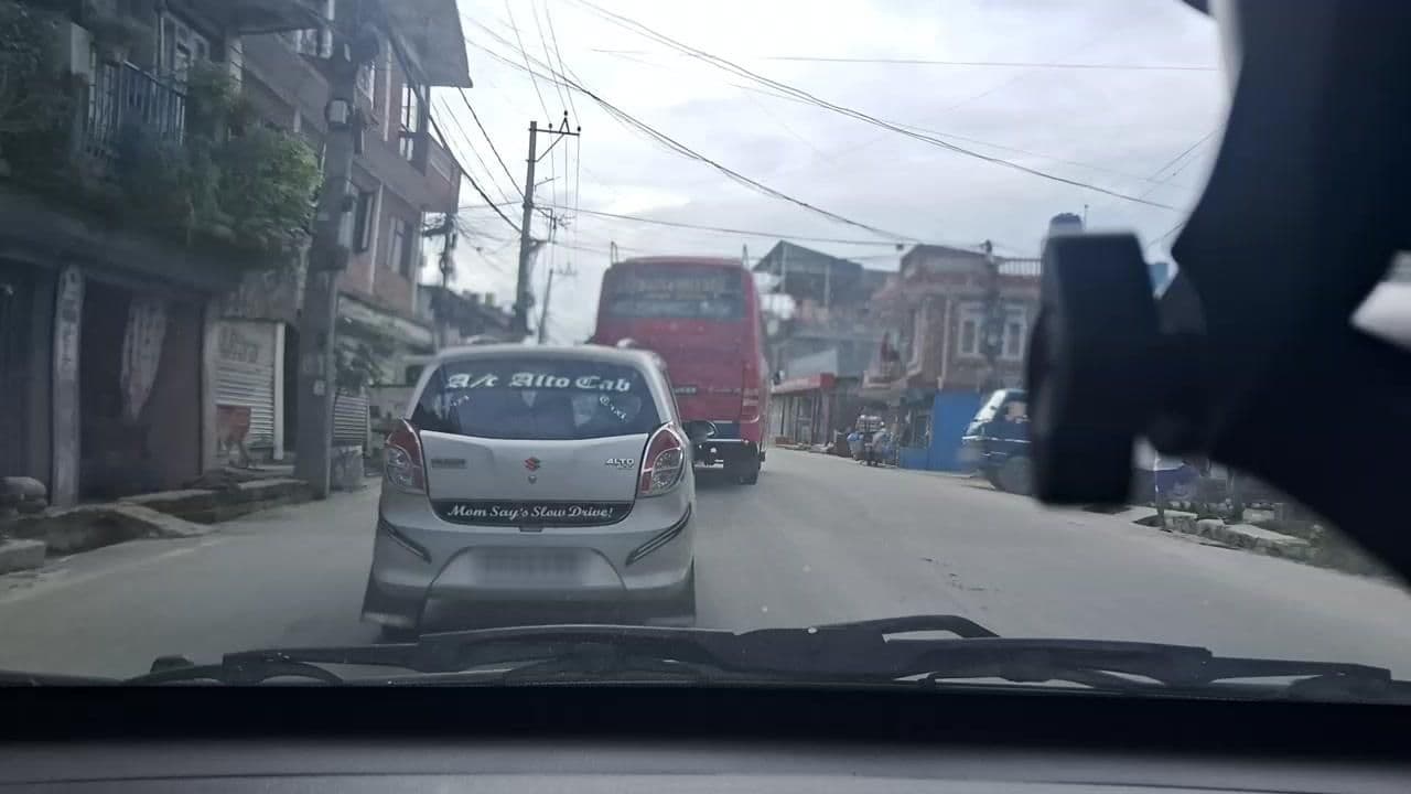Street view near Beeshwa Space Guesthouse, Chapali̇̄ Bhaḍrakāli̇̄ — © roadroid (CC BY-SA · Mapillary)