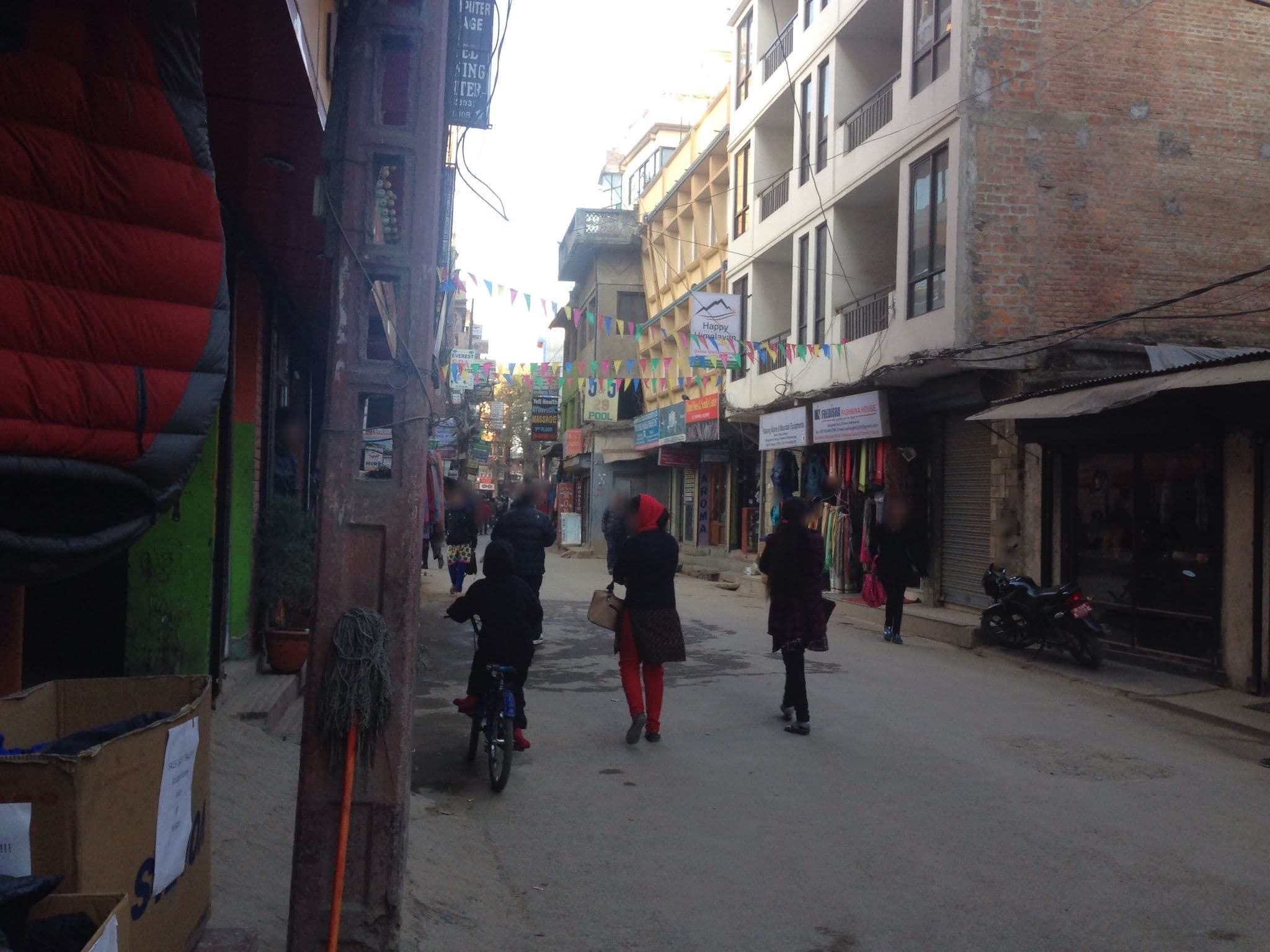 Street view near Hotel Gateway, Kathmandu — © fundacja_geolife (CC BY-SA · Mapillary)