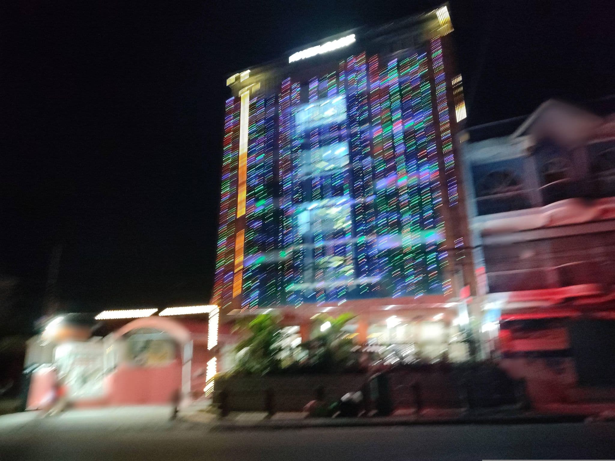 Street view near Hotel Gajur Palace - Hotel in Dharan, Dharān — © newtonmaps (CC BY-SA · Mapillary)