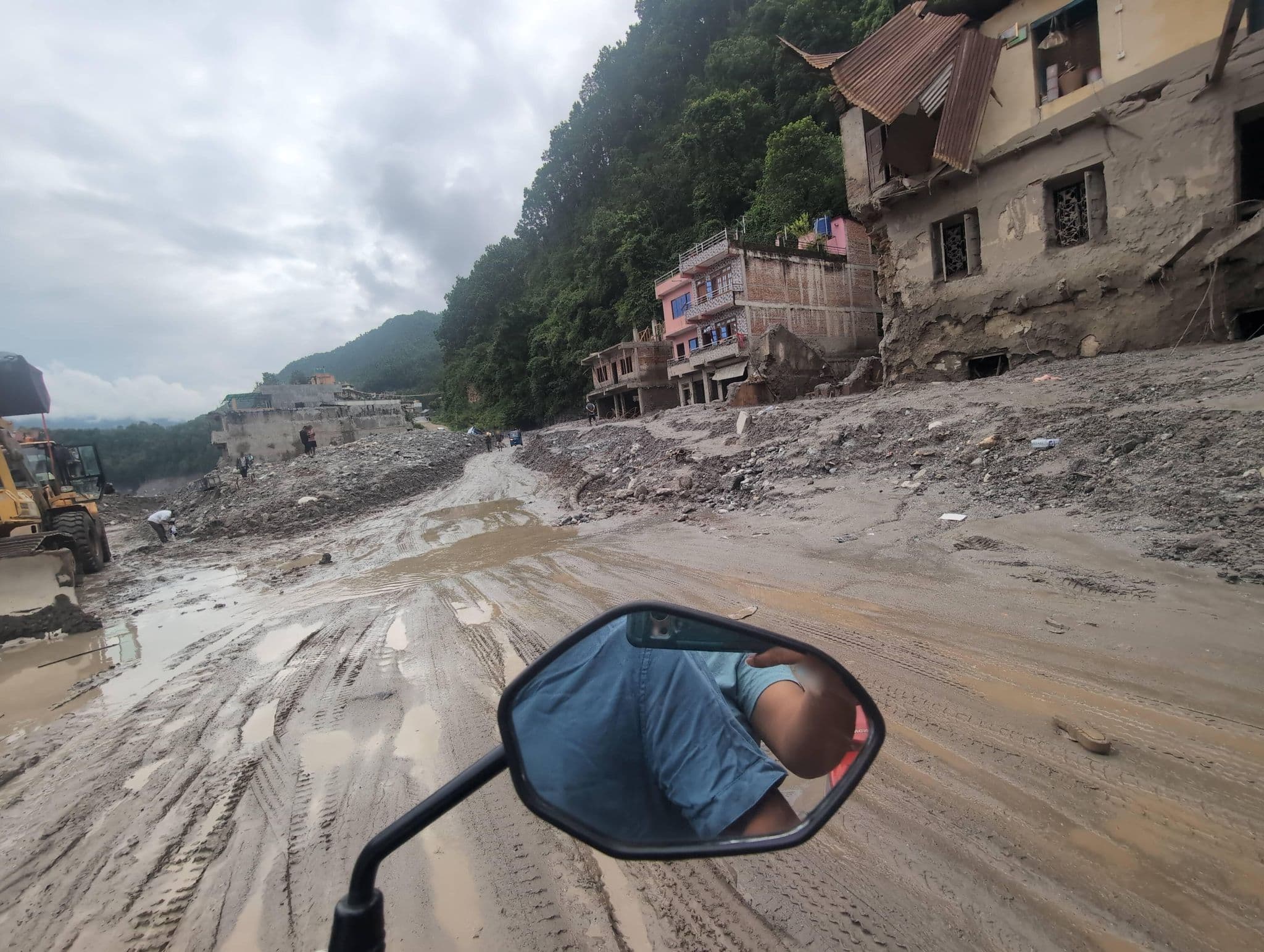 Street view near Thakali Hotel & Lodge, Chapali̇̄ Bhaḍrakāli̇̄ — © mahesh_thapa (CC BY-SA · Mapillary)