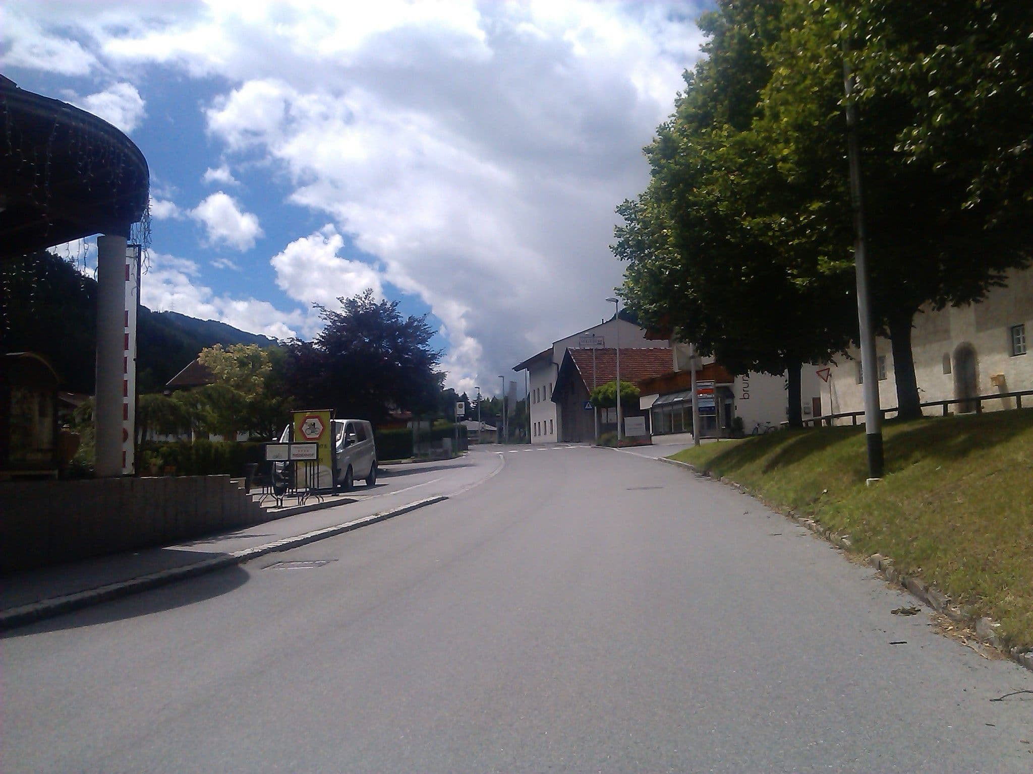 Street view near Hotel Riederhof, Ried im Oberinntal — © changchun1 (CC BY-SA · Mapillary)