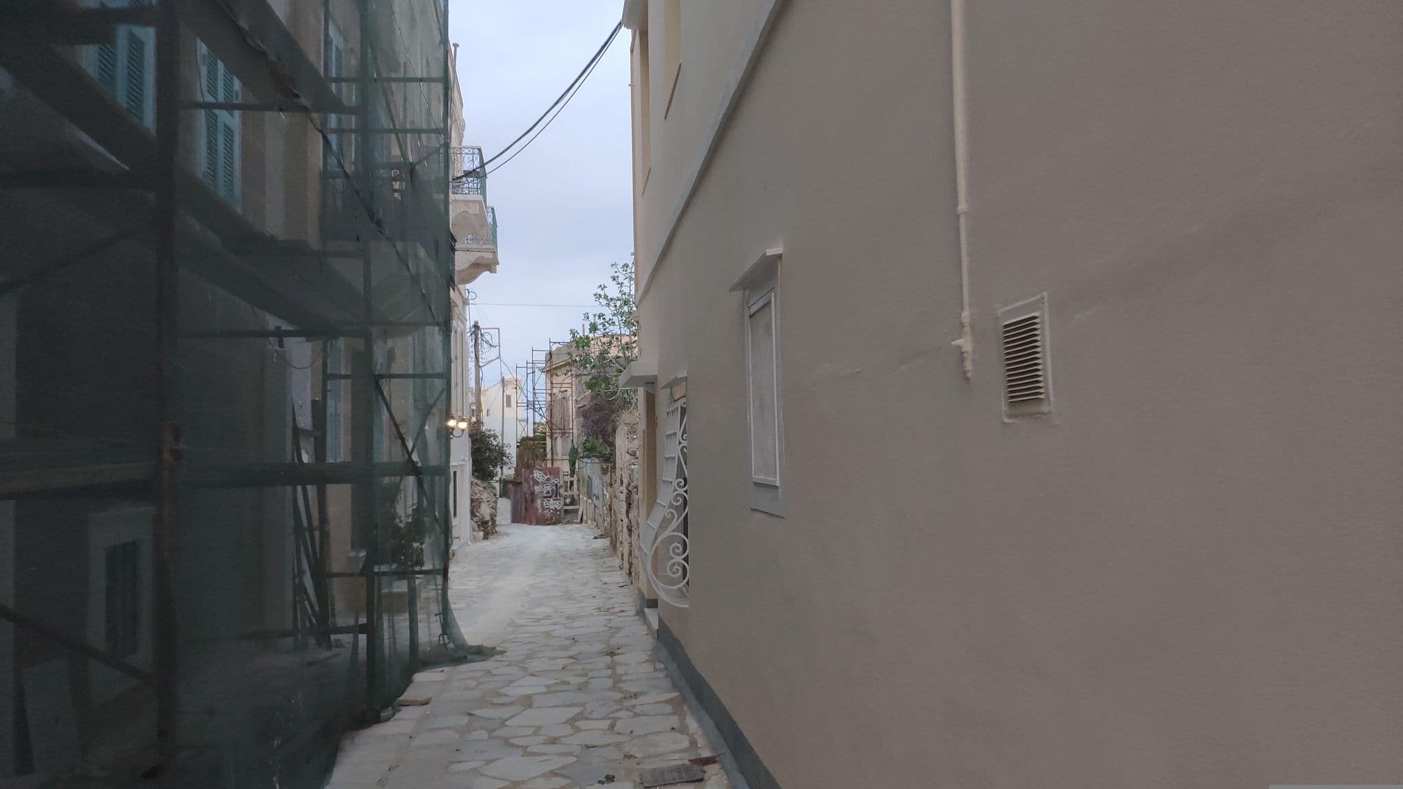 Street view near Villa Maria-Syros, Ermoúpolis — © pppetros (CC BY-SA · Mapillary)