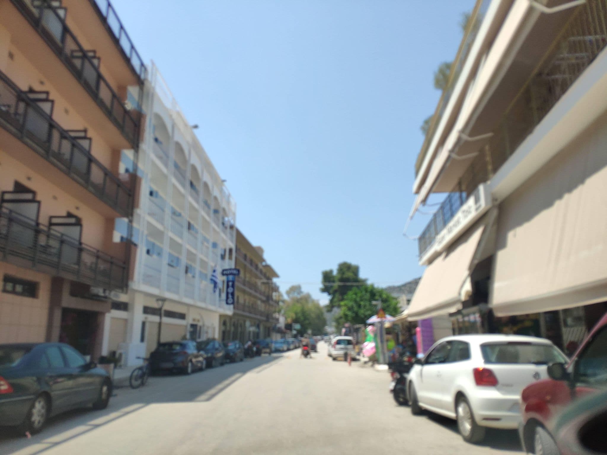 Street view near Flisvos Hotel Tolo, Tolón — © pppetros (CC BY-SA · Mapillary)