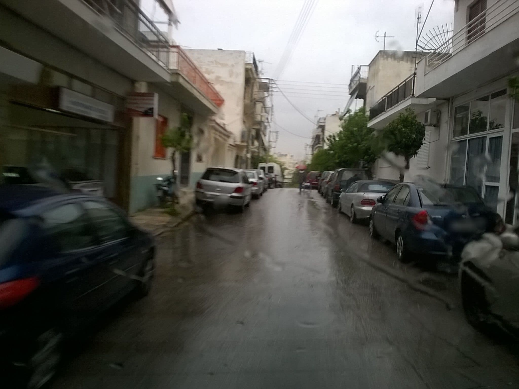 Street view near Family Apartment Atene, Dhafní — © steve7 (CC BY-SA · Mapillary)
