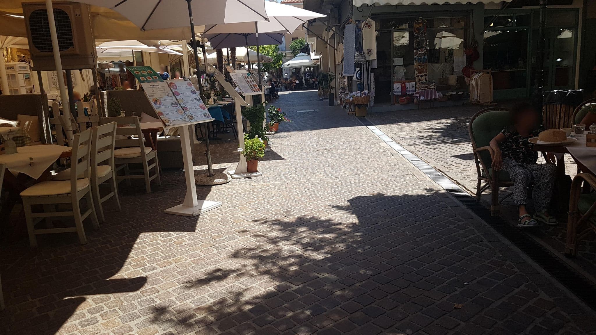 Street view near Hanim Boutique Hotel, Chaniá — © dsmm (CC BY-SA · Mapillary)